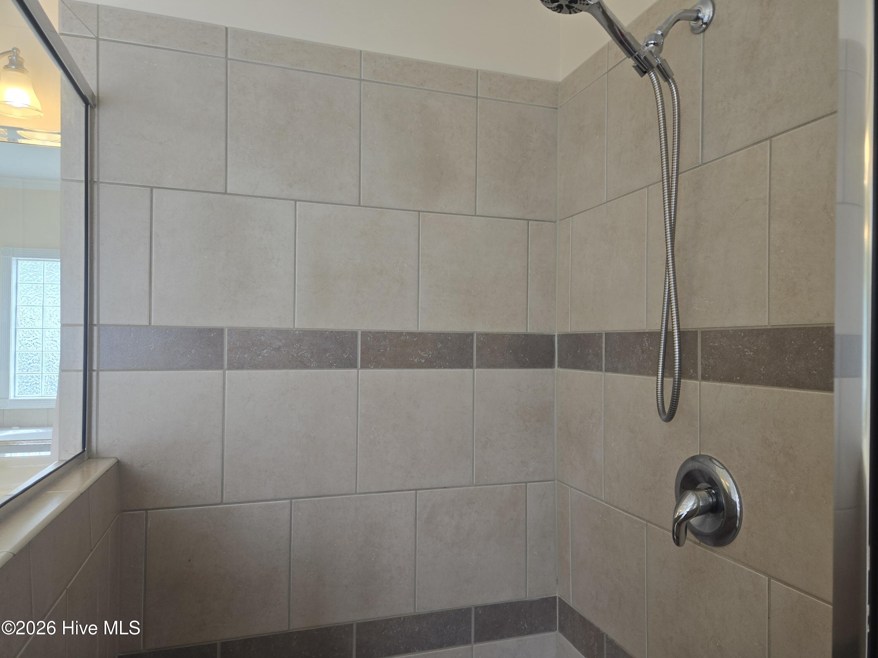 3725 Ashcroft Drive Property Photo 18