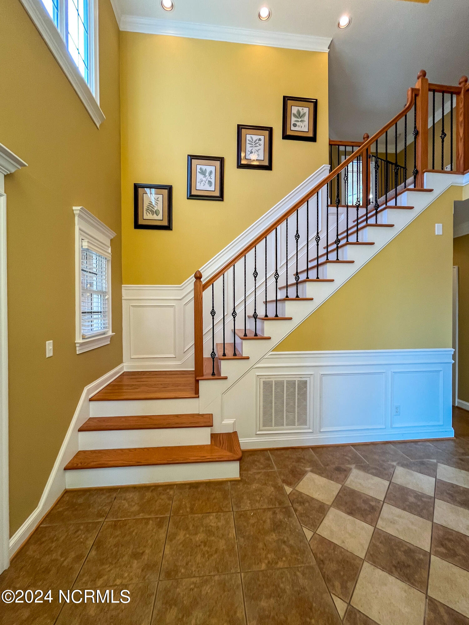 726 Wine Cellar Circle Property Photo 8