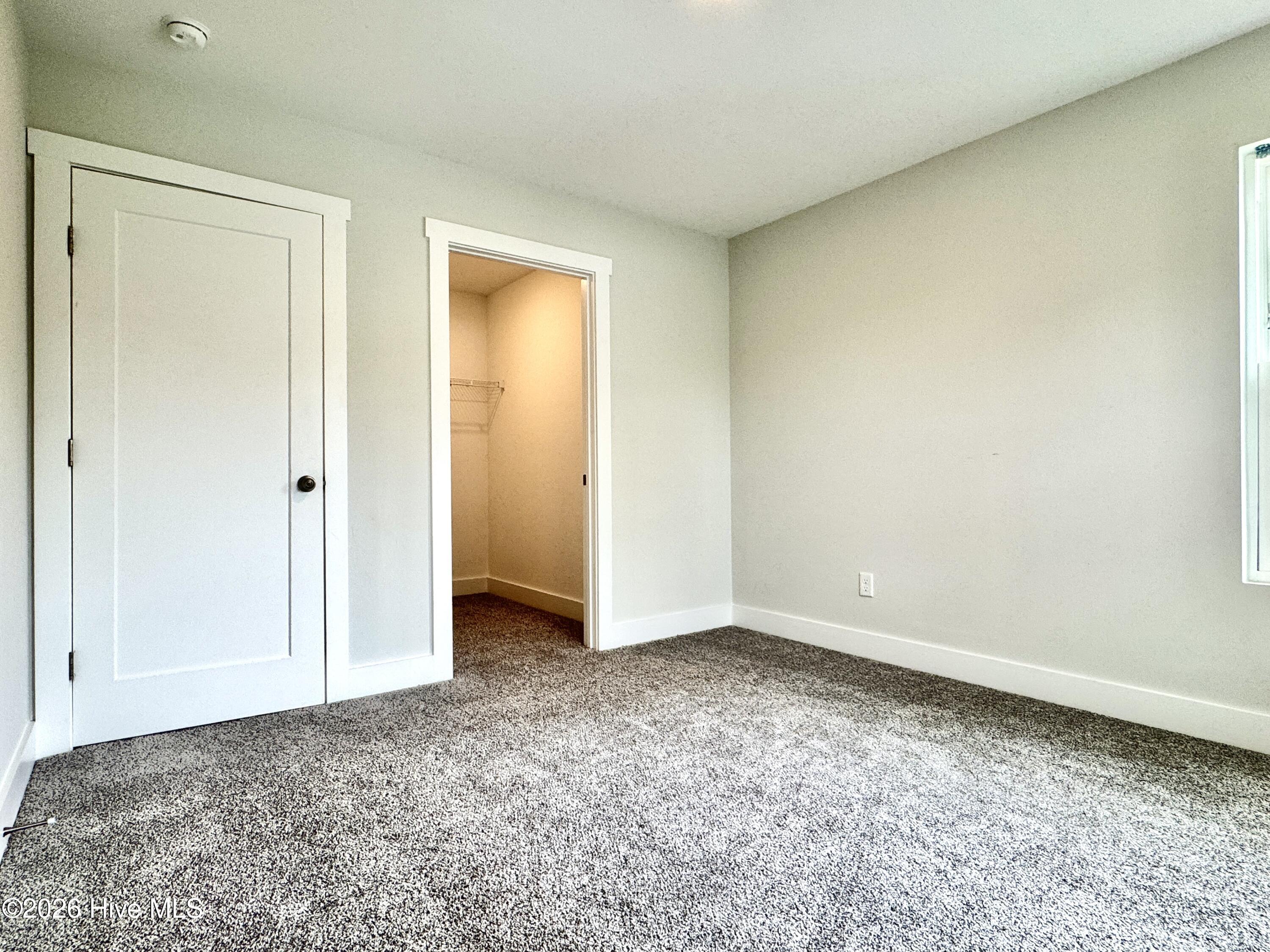 2852 Worth Drive Property Photo 10