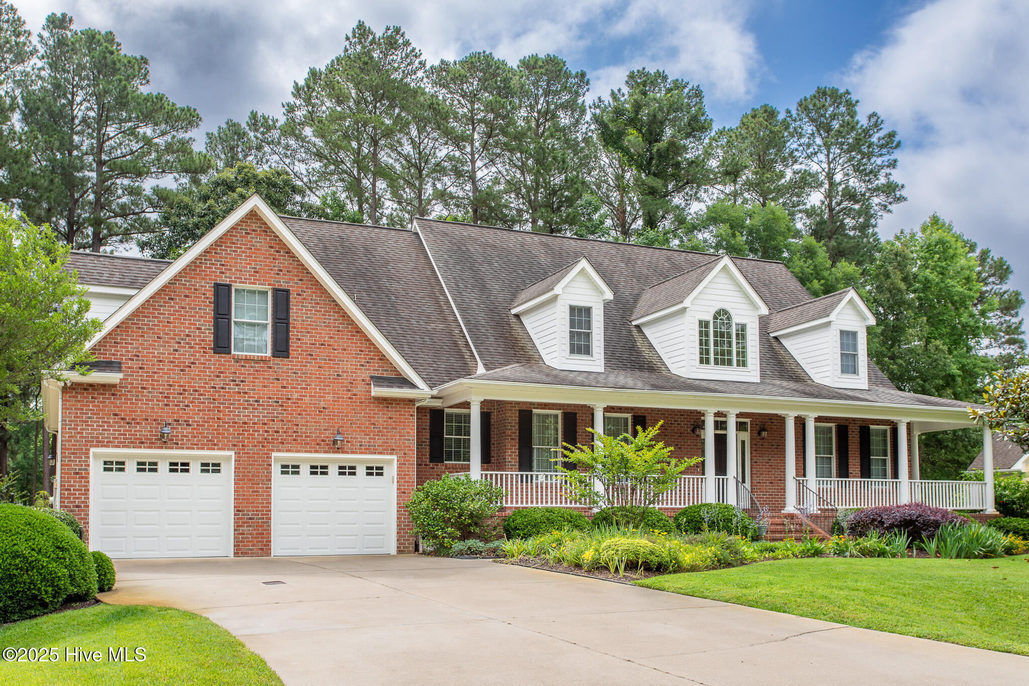106 Reddes River Court Property Photo 1