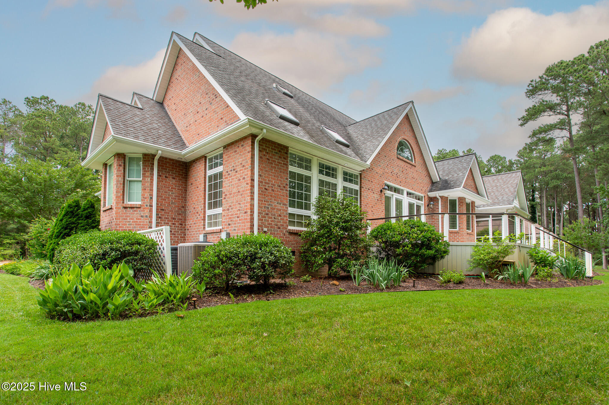 106 Reddes River Court Property Photo 5