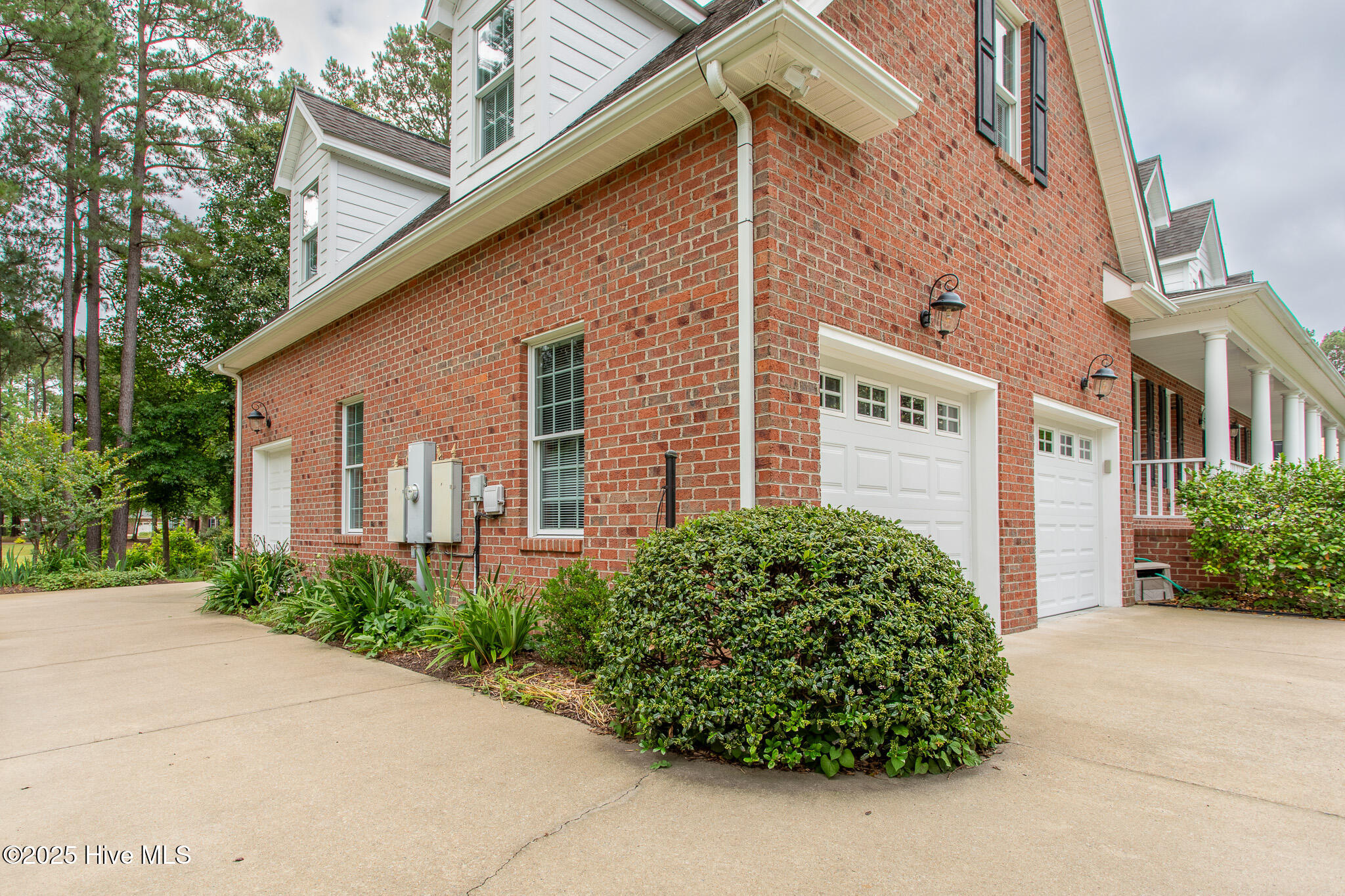 106 Reddes River Court Property Photo 6