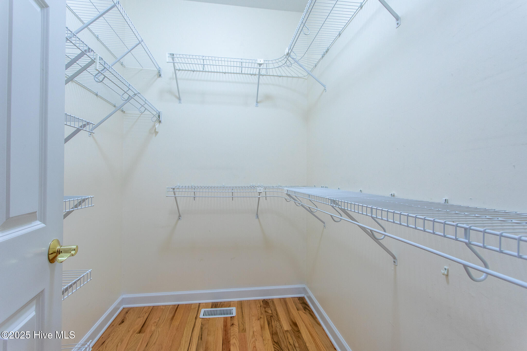 106 Reddes River Court Property Photo 12