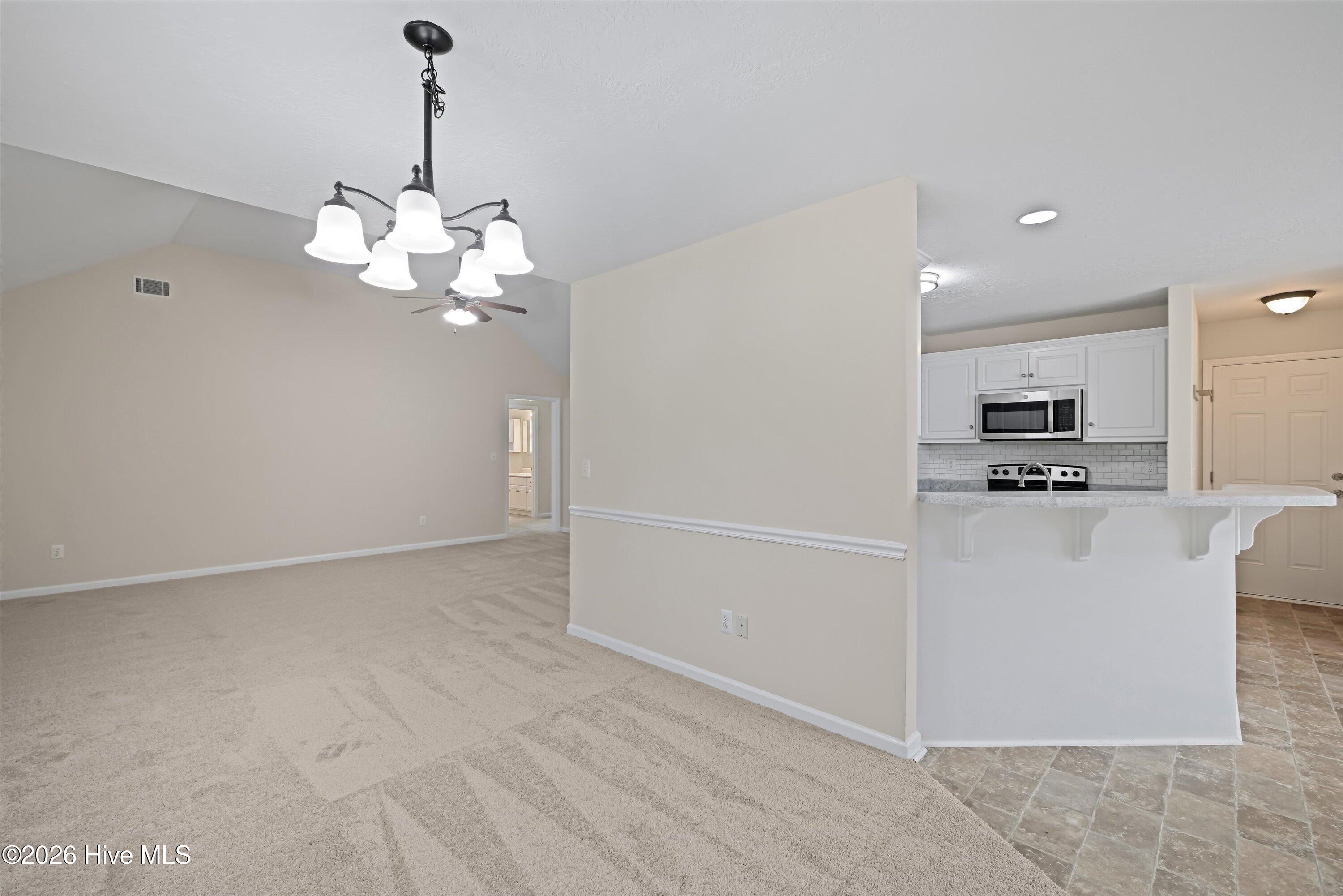1242 Watsonia Drive Property Photo 9