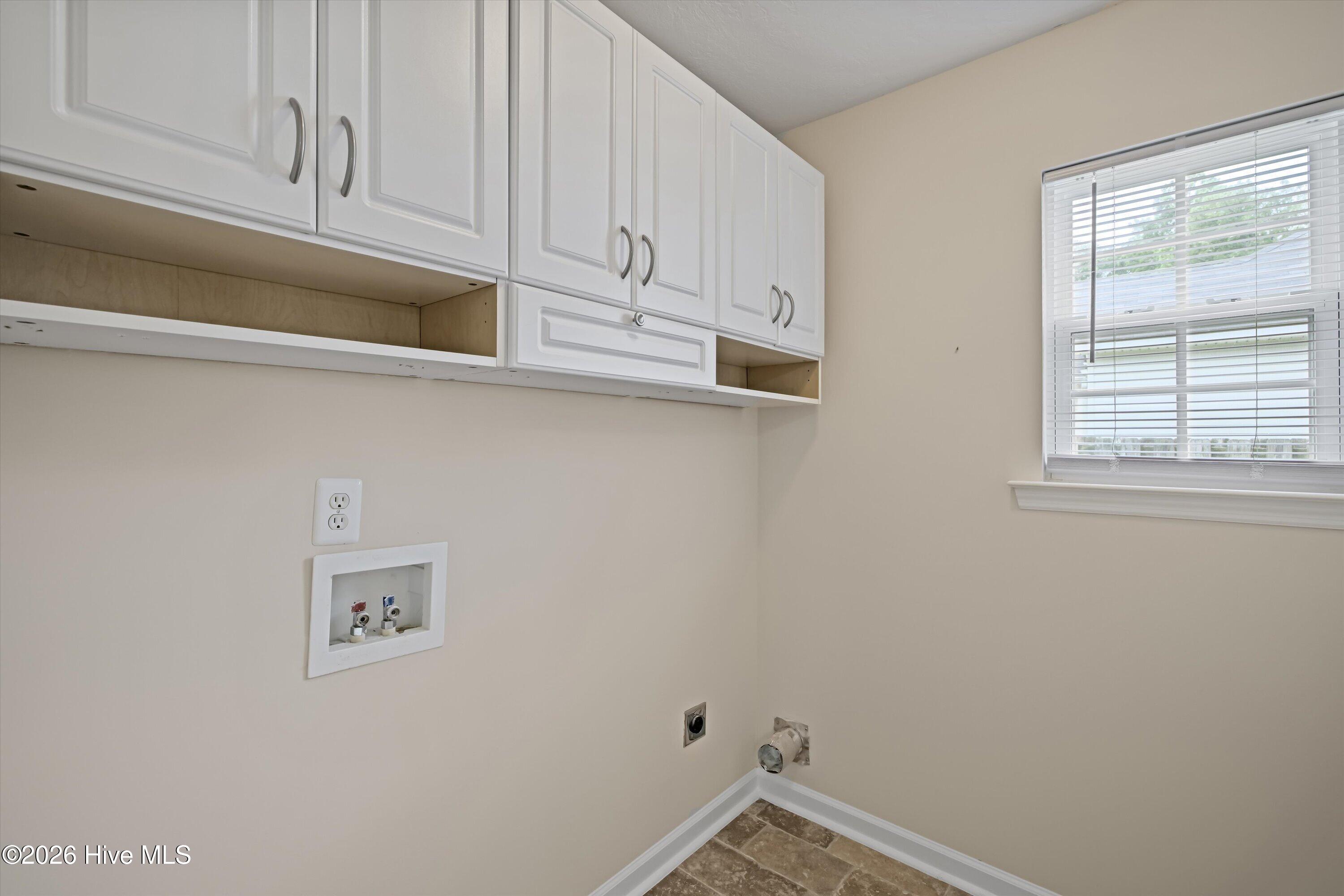 1242 Watsonia Drive Property Photo 11