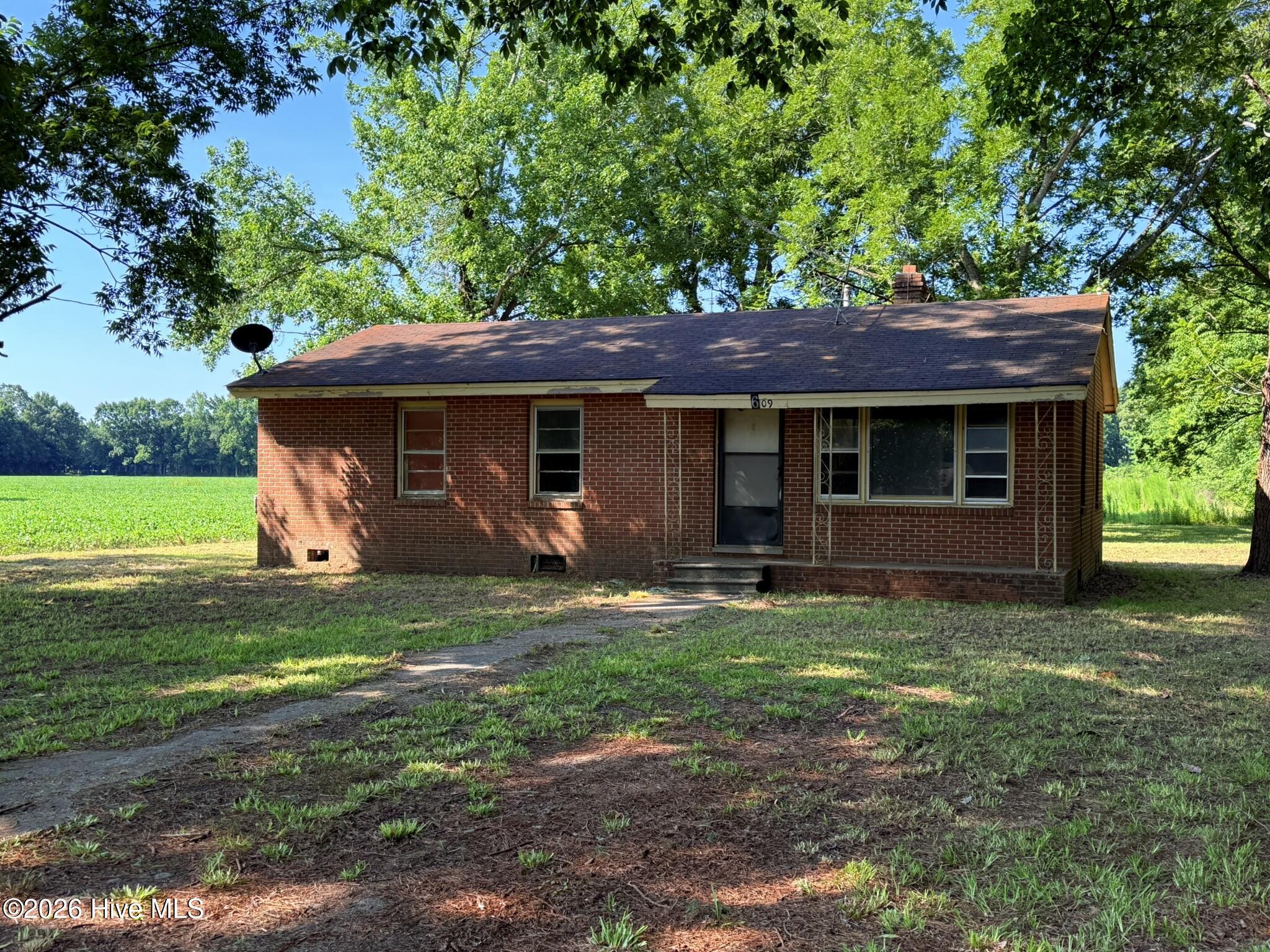 609 Swamp Road Property Photo 1