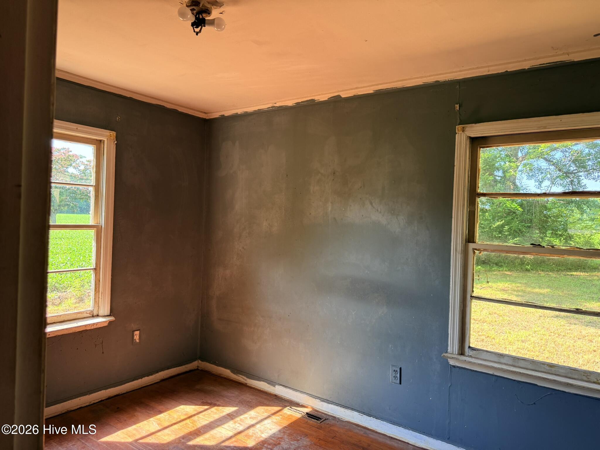 609 Swamp Road Property Photo 14