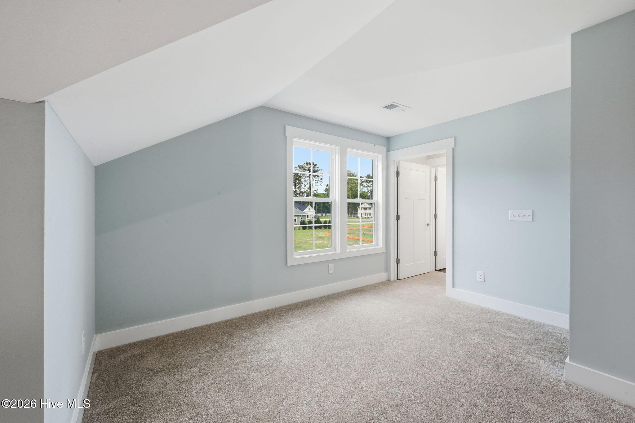 26 Paddington Way Property Photo 32