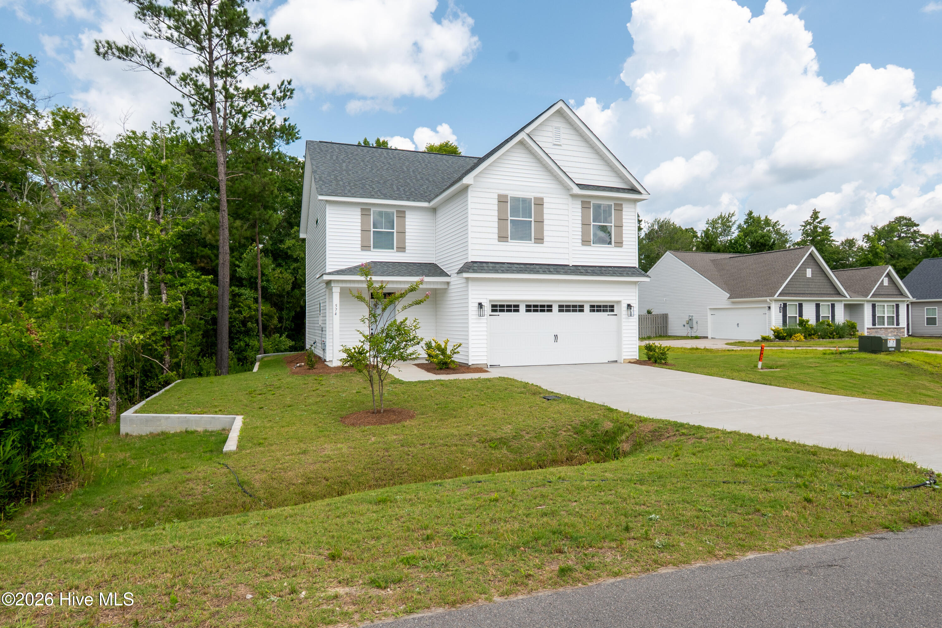 574 Poppleton Drive Property Photo 2