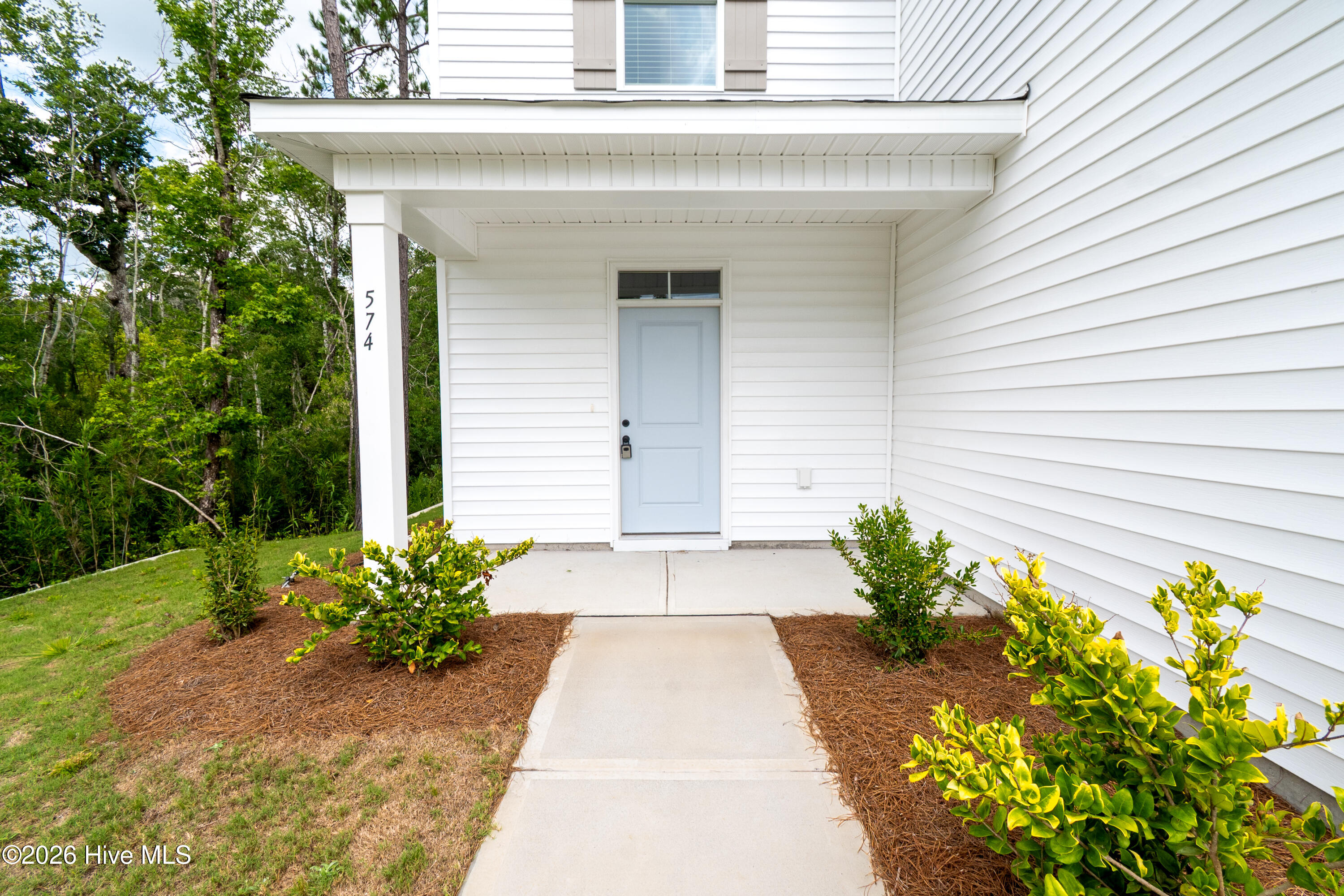 574 Poppleton Drive Property Photo 4