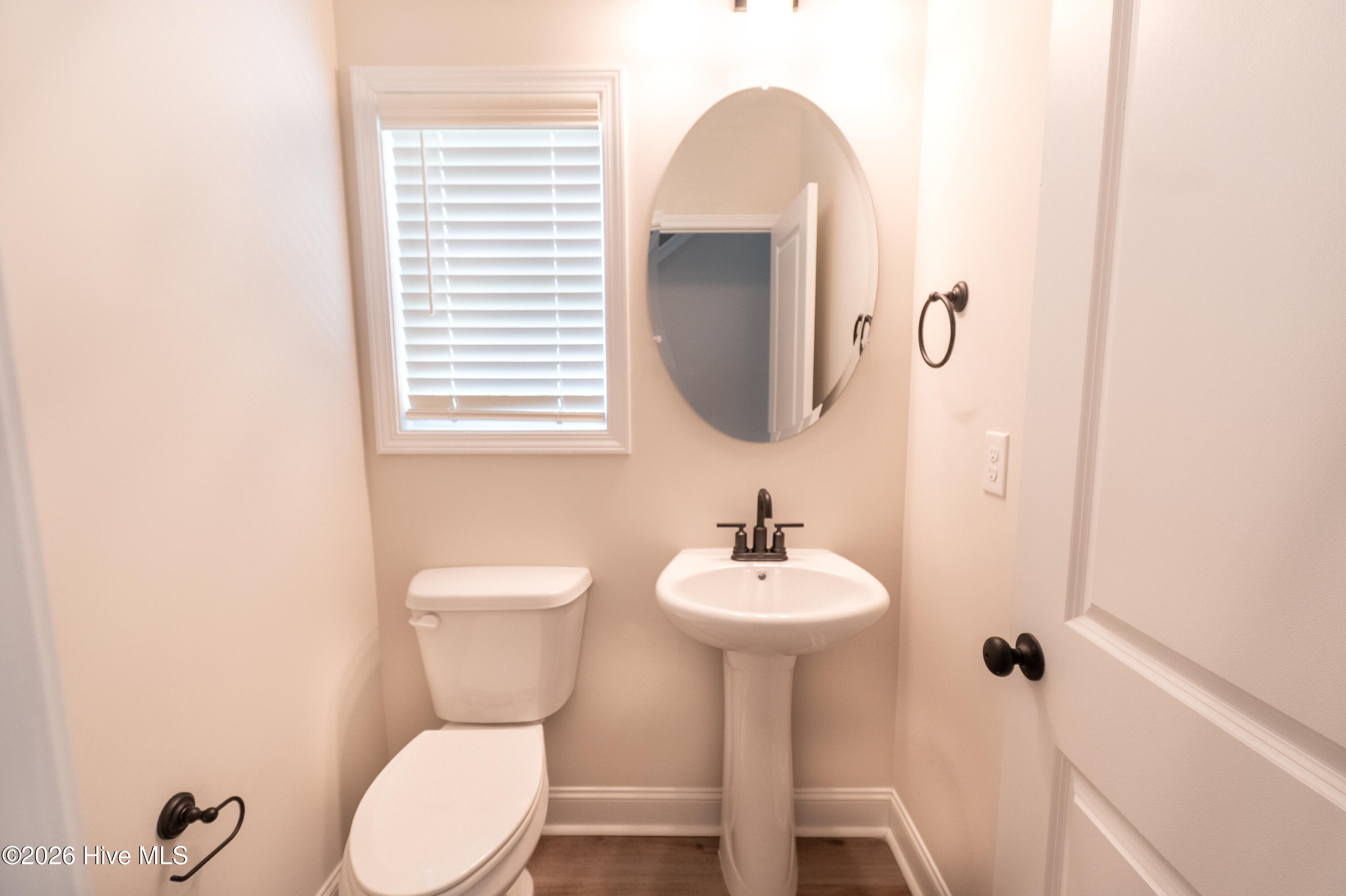 574 Poppleton Drive Property Photo 7