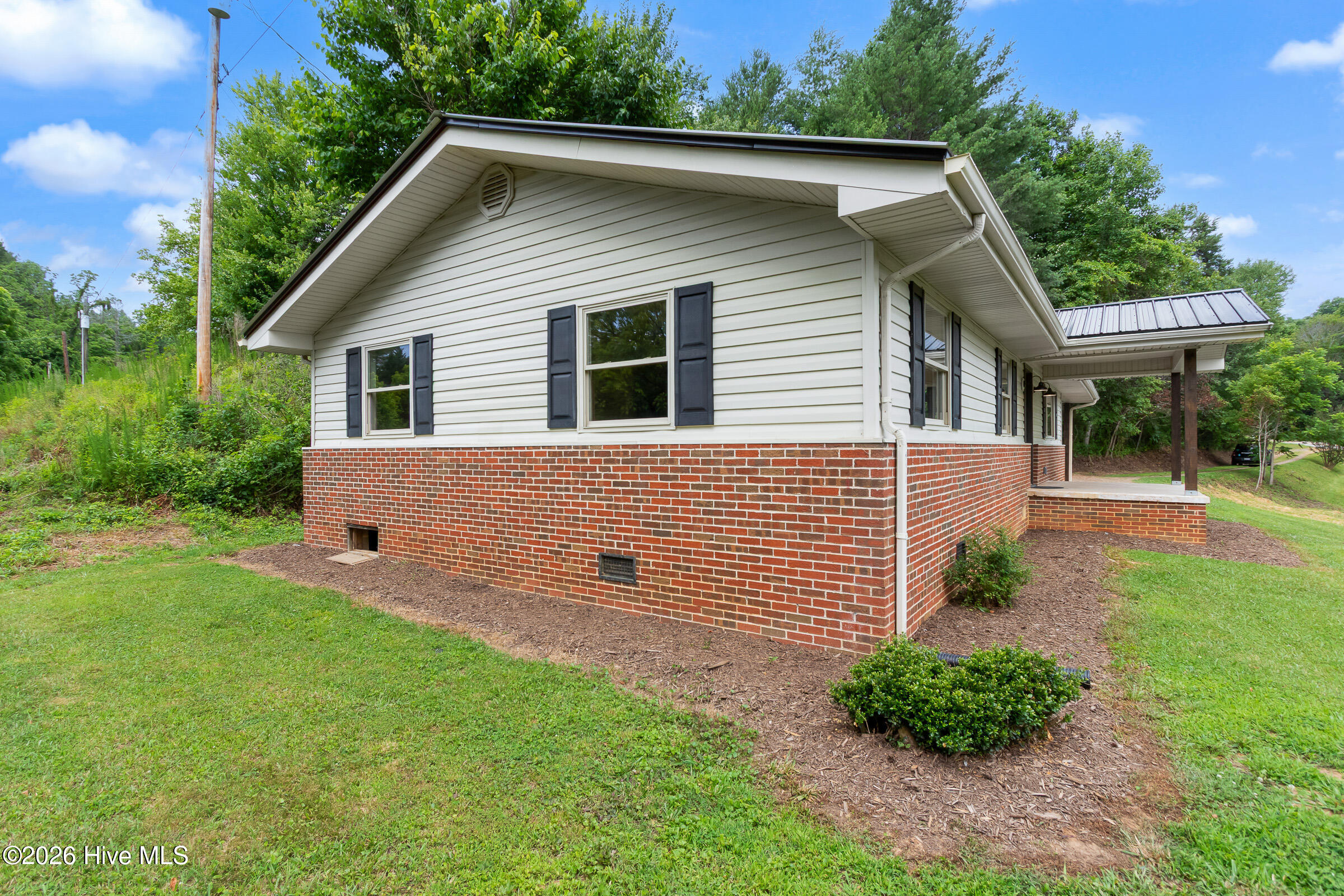 491 Notla Church Road Property Photo 2