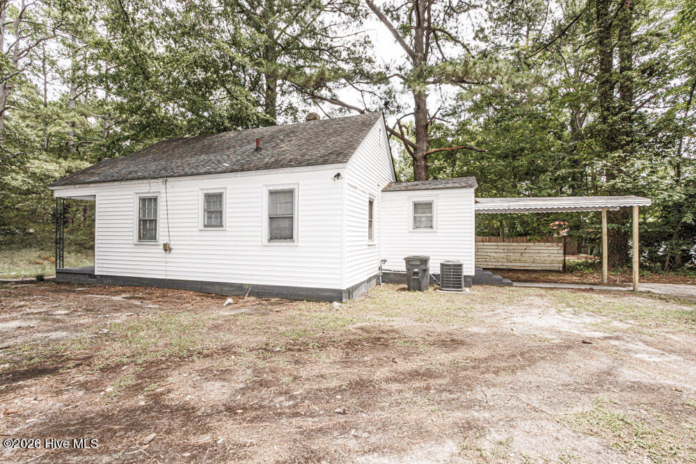 923 O Berry Street Property Photo 3