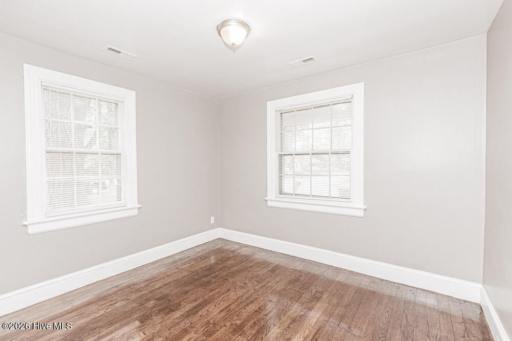 923 O Berry Street Property Photo 30