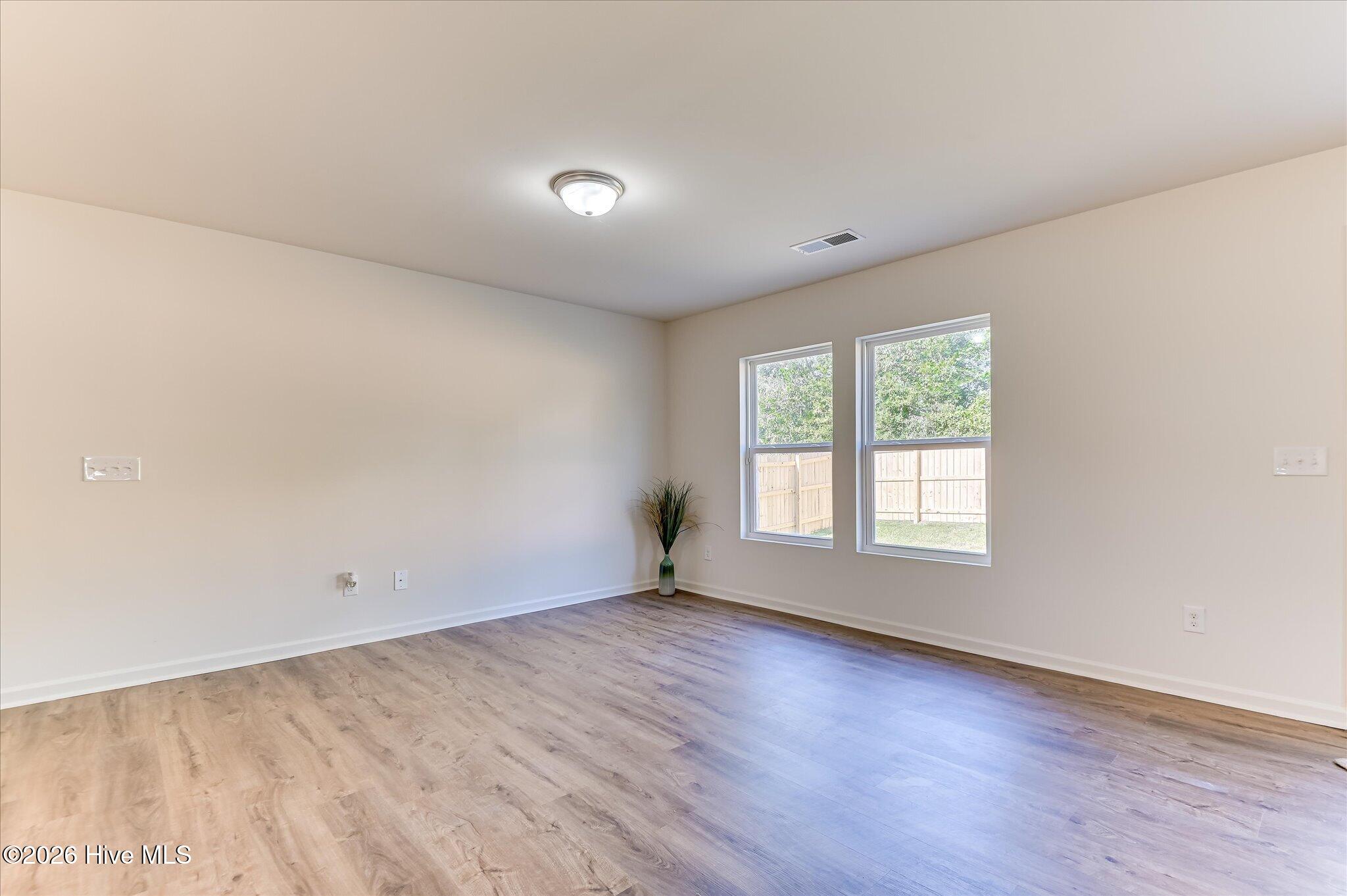 3403 Wisteria Lane Property Photo 6