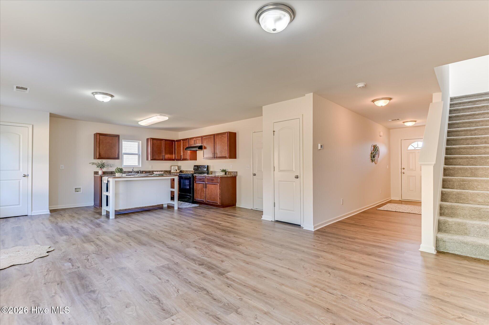 3403 Wisteria Lane Property Photo 8