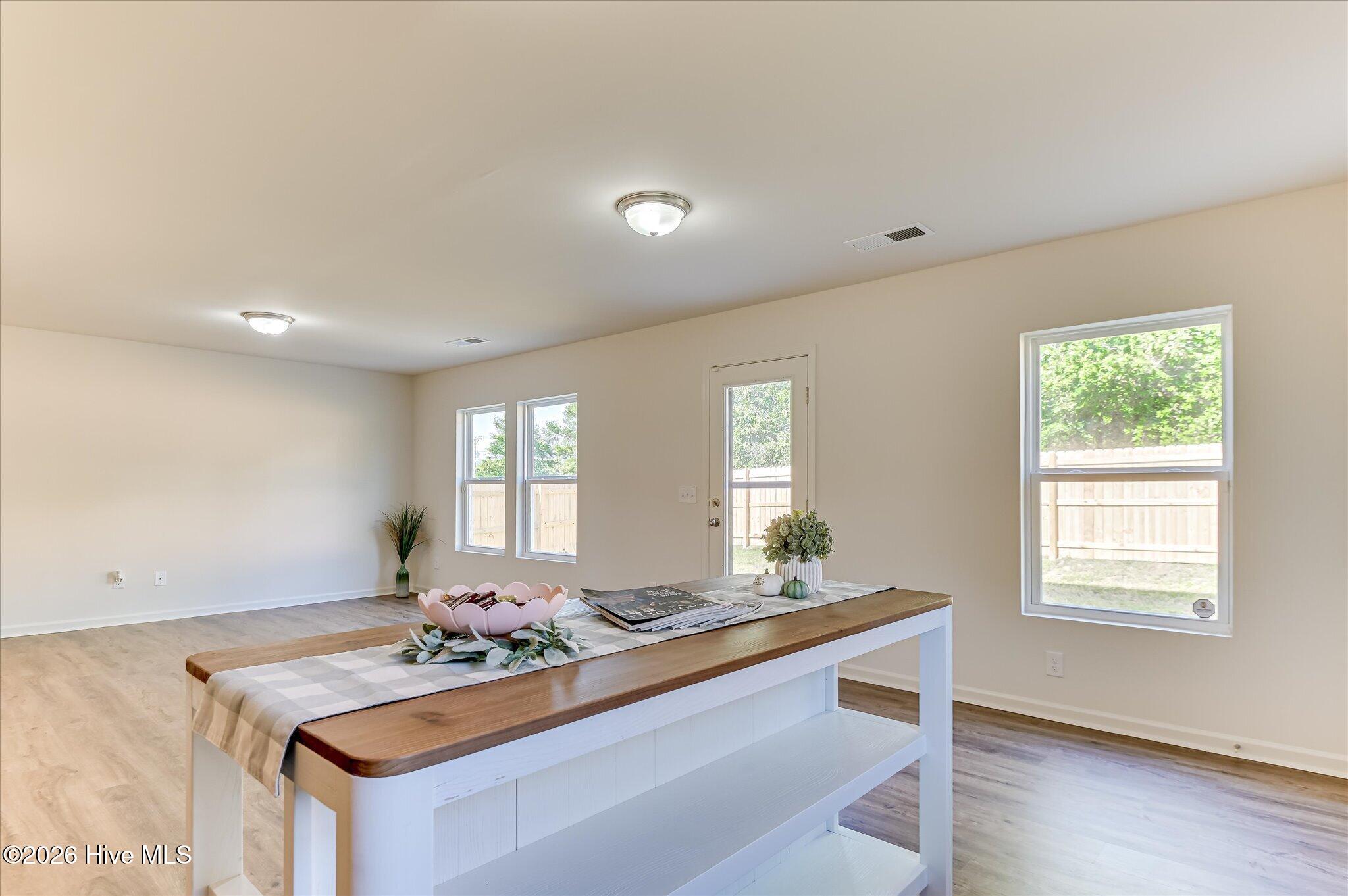 3403 Wisteria Lane Property Photo 15
