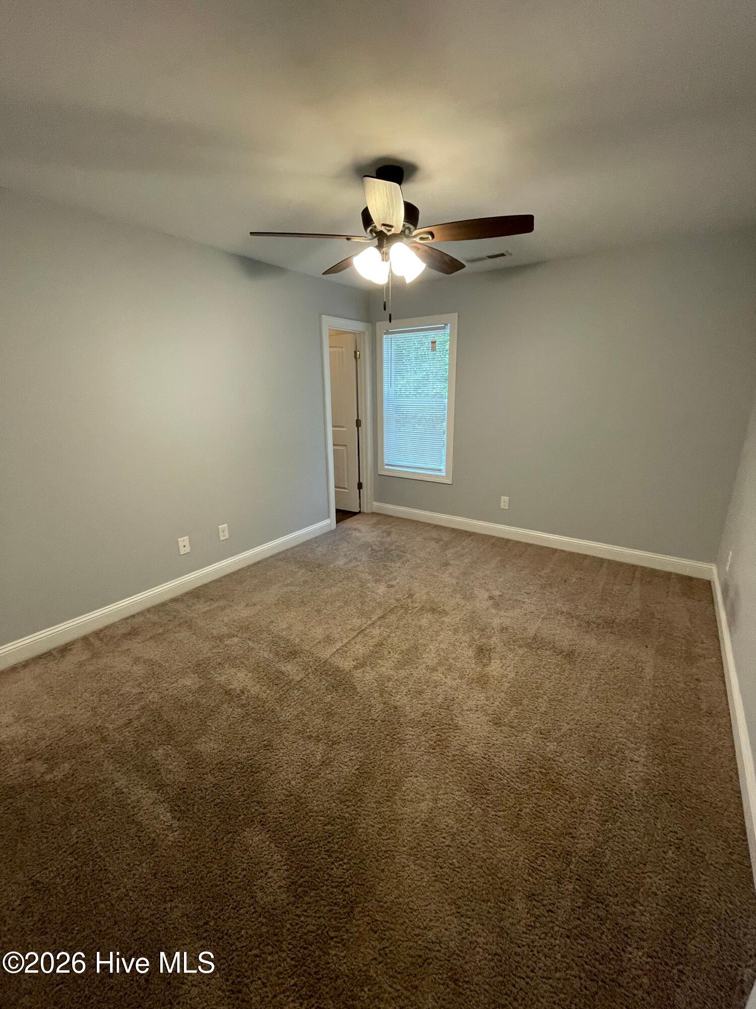 138 Heather Glen Circle Property Photo 14