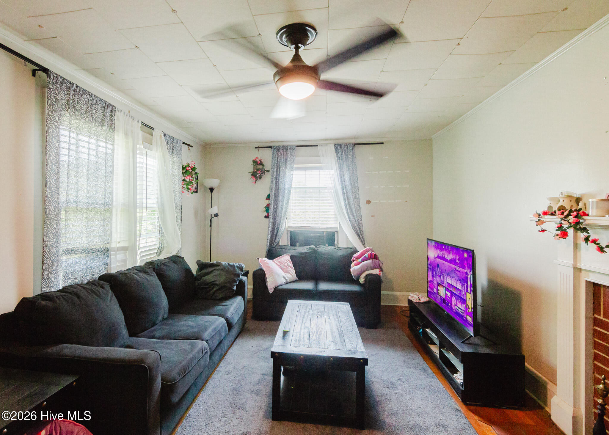 303 Myrtle Avenue Property Photo 10