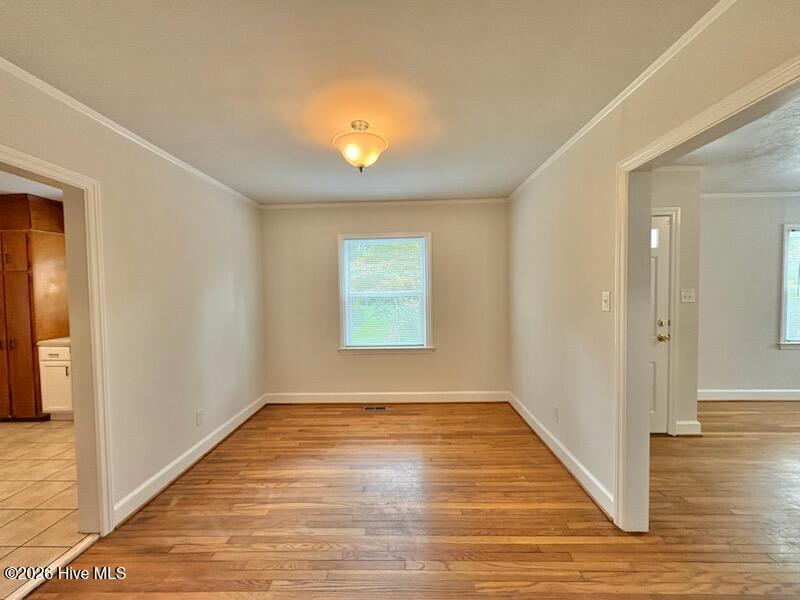 207 Talbot Street Property Photo 6