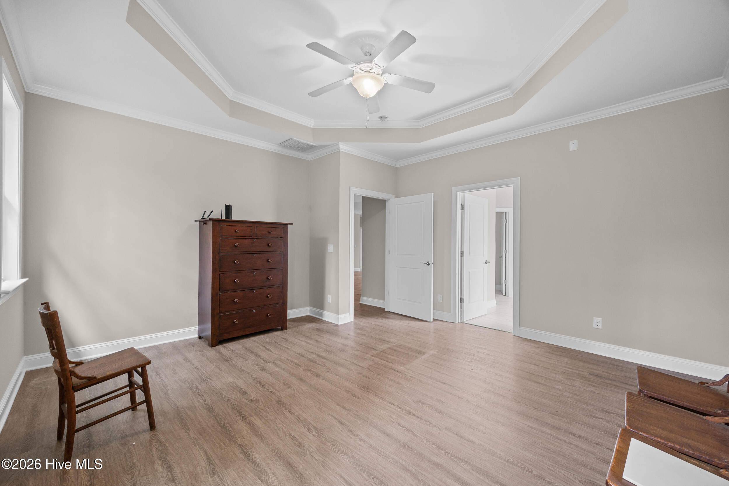 330 Crown Pointe Drive Property Photo 27