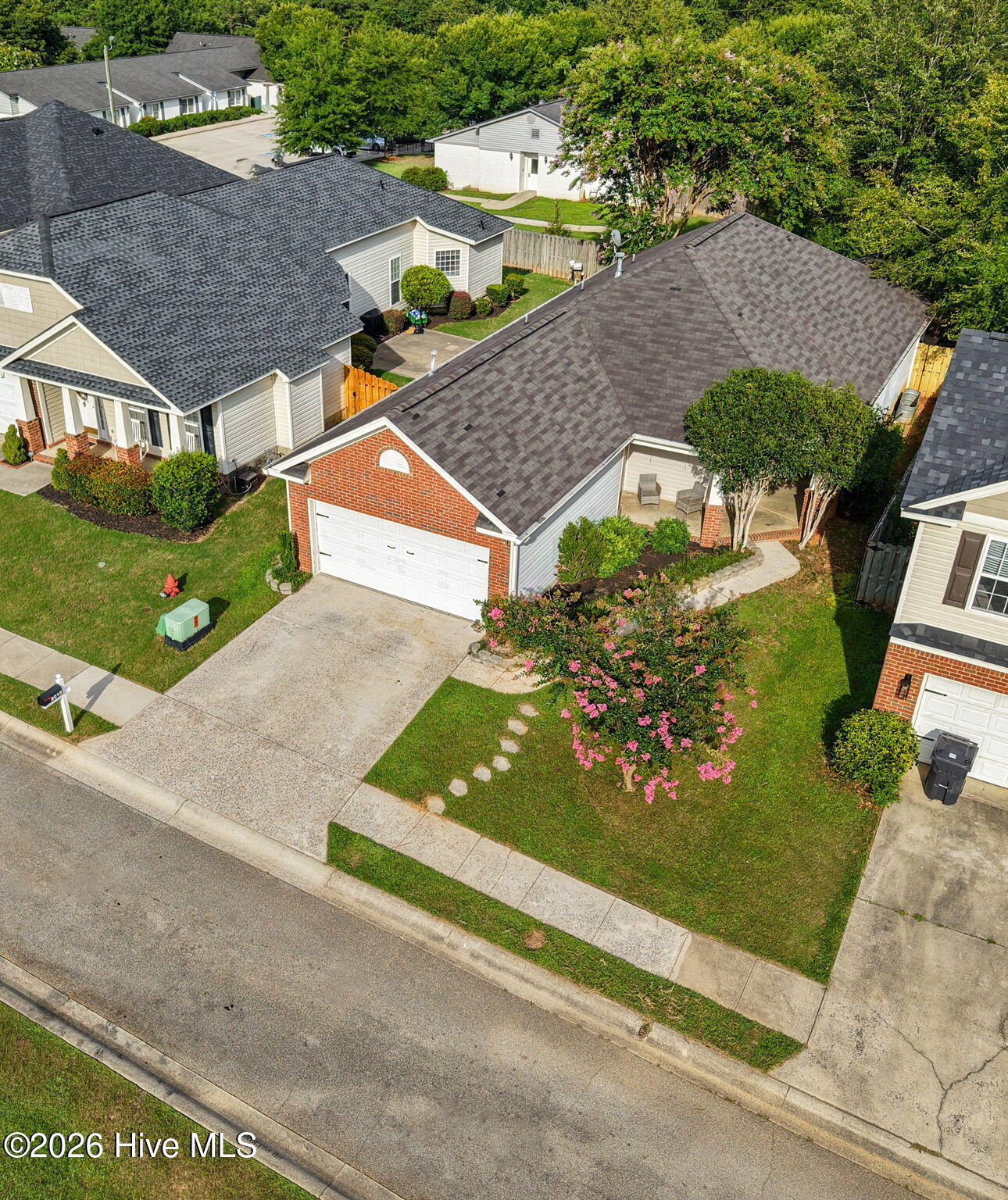 2012 Summerton Circle Property Photo 2