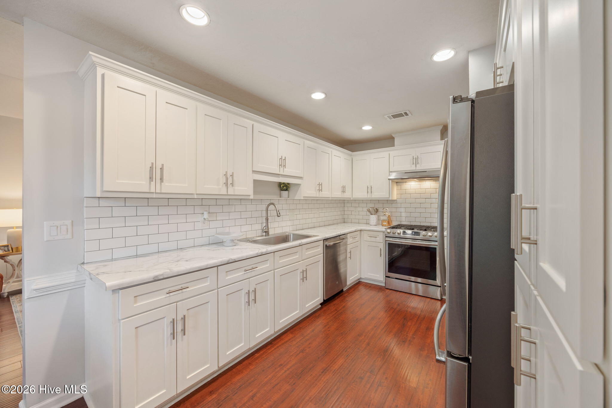 2012 Summerton Circle Property Photo 23