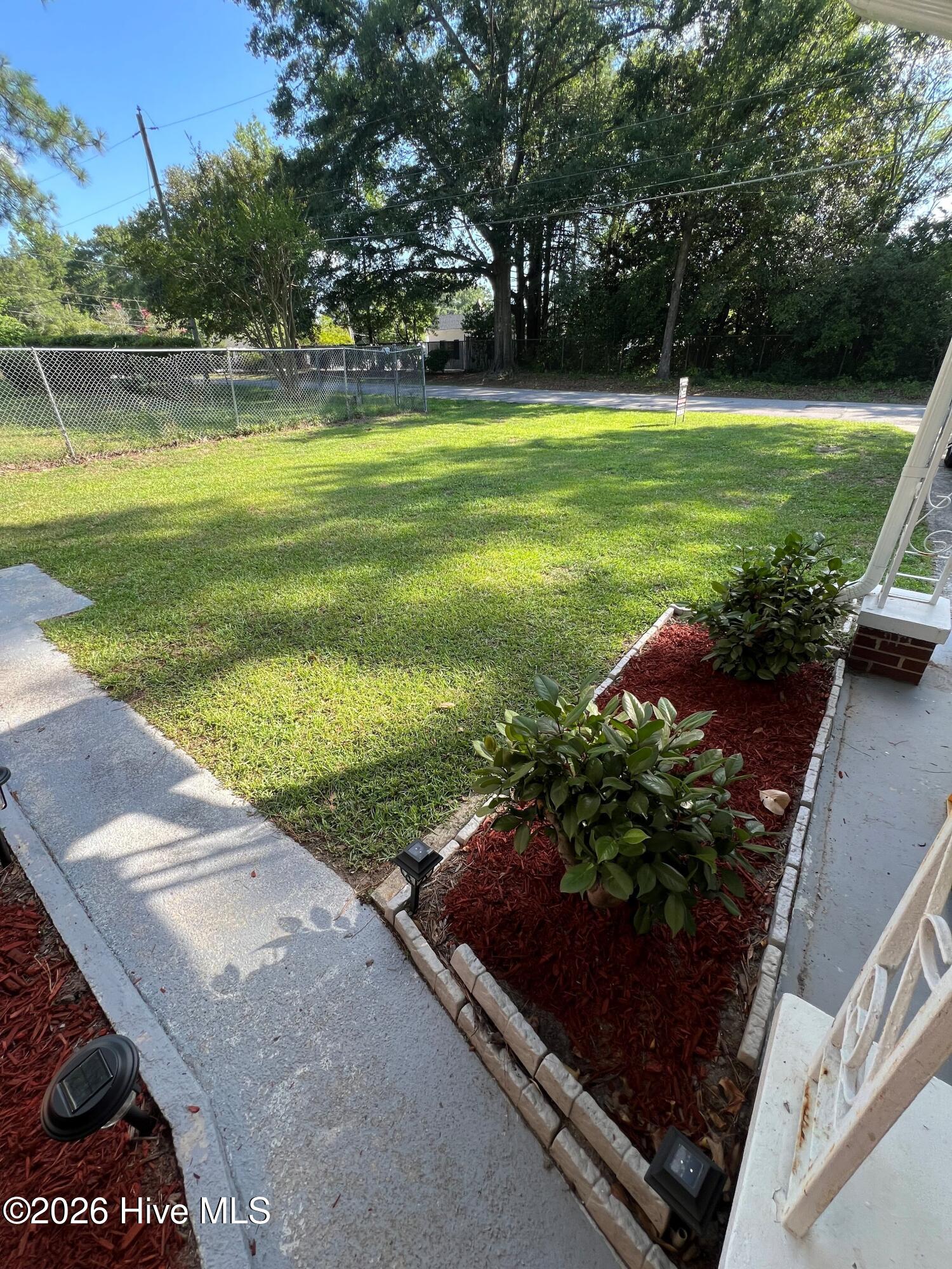 1007 Romaine Street Property Photo 6