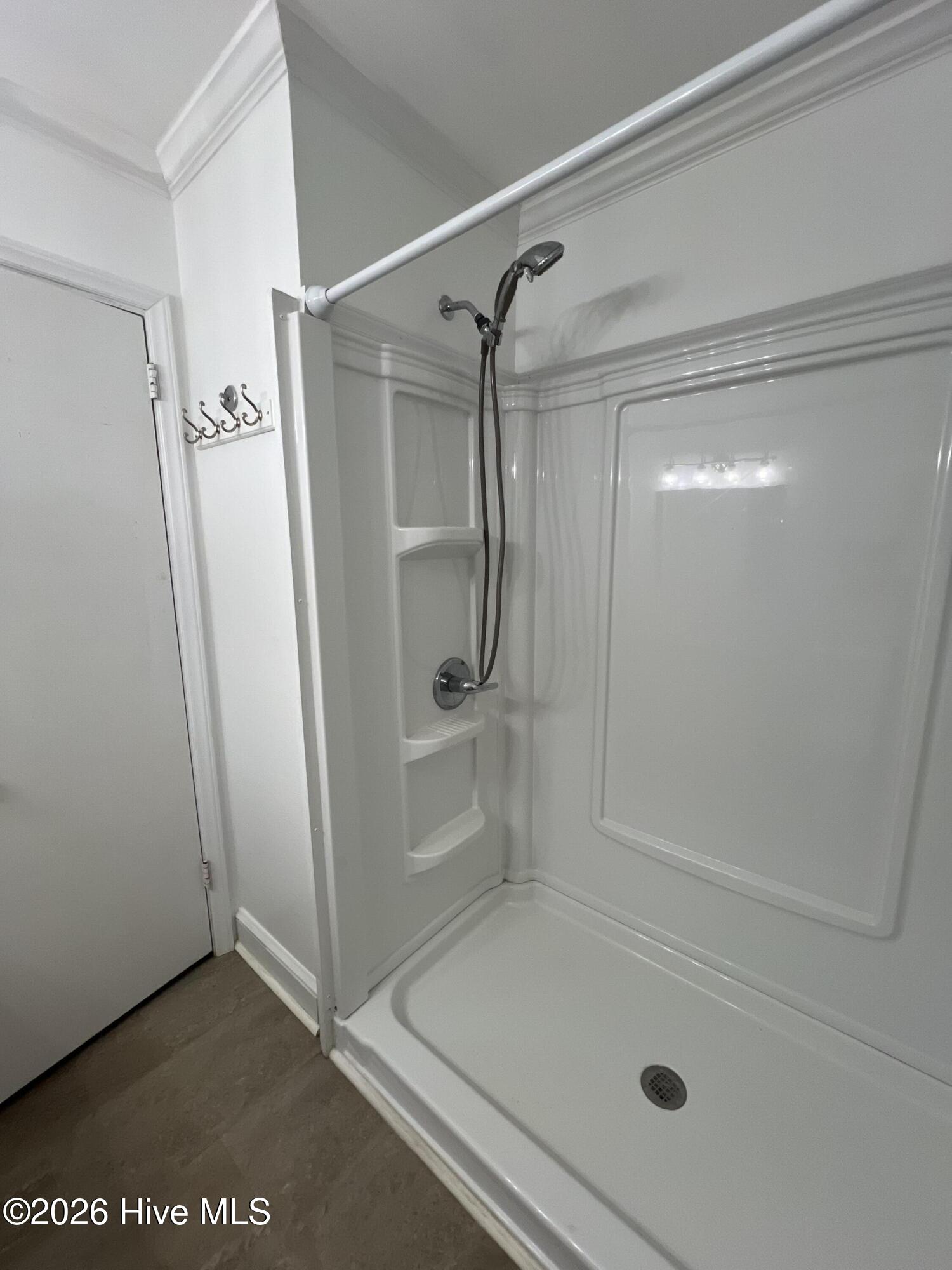 1007 Romaine Street Property Photo 15