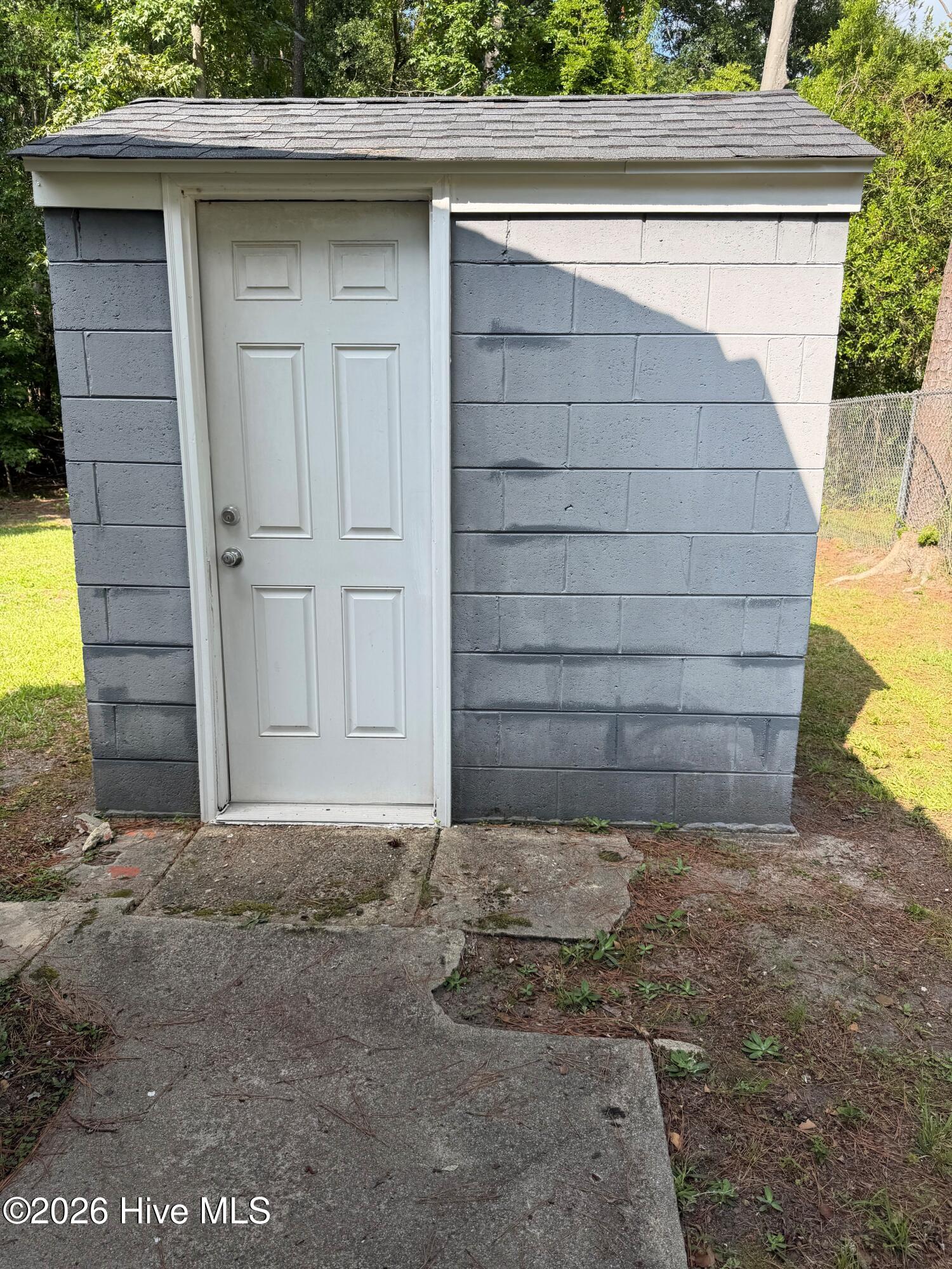 1007 Romaine Street Property Photo 21