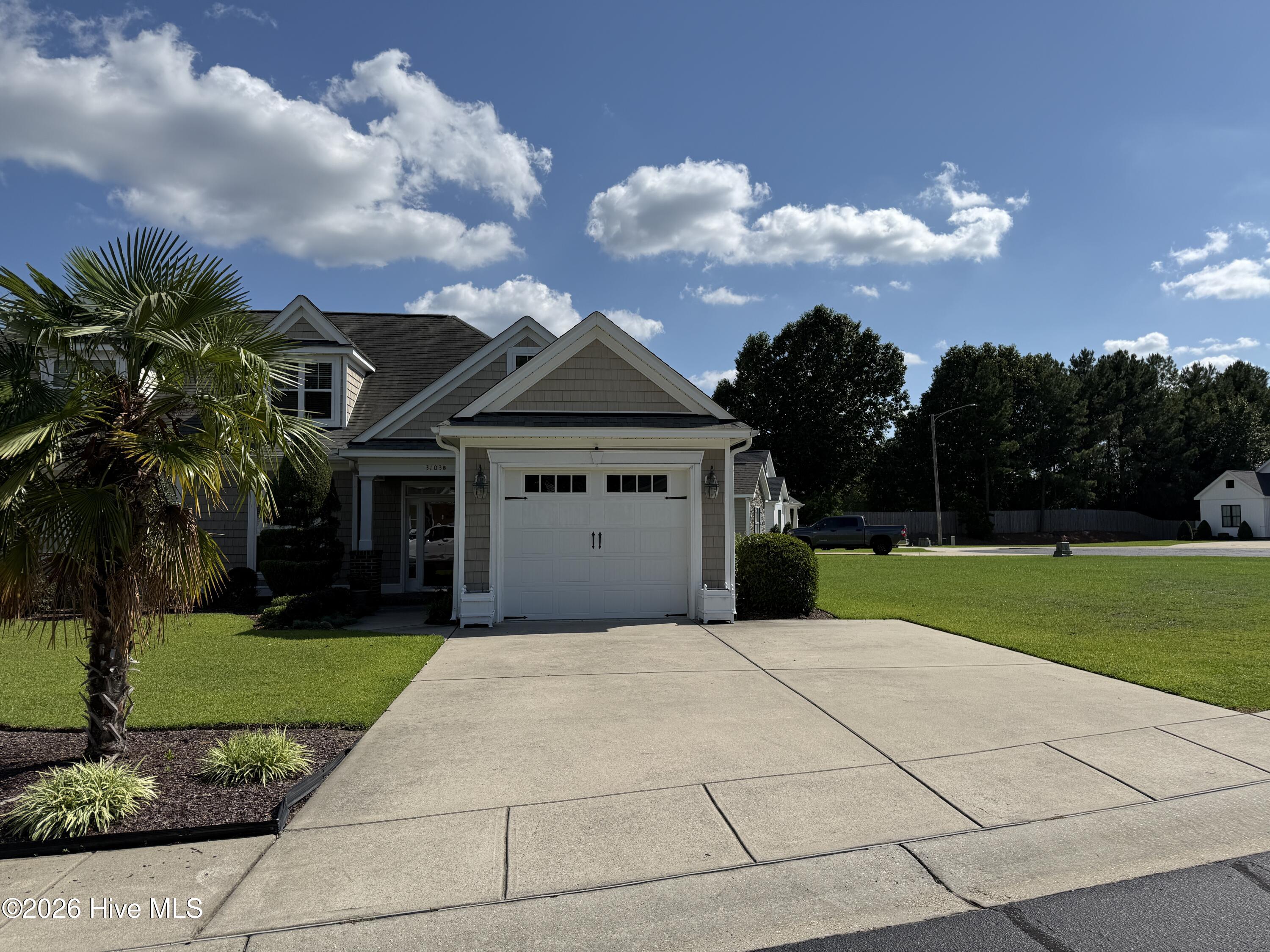3103 Live Oak Lane N B Property Photo 3