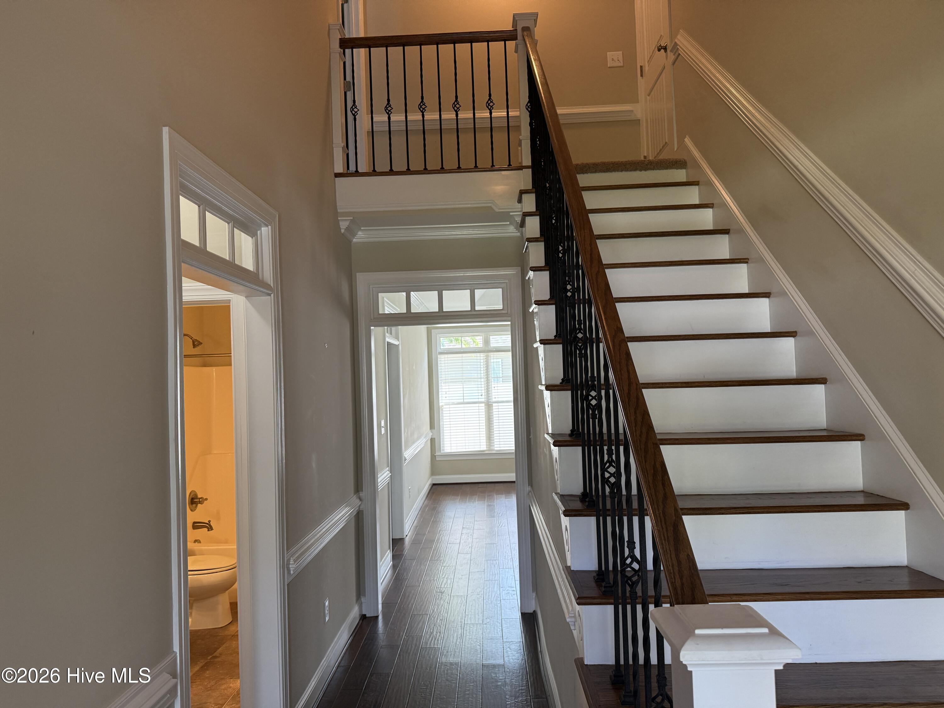 3103 Live Oak Lane N B Property Photo 8