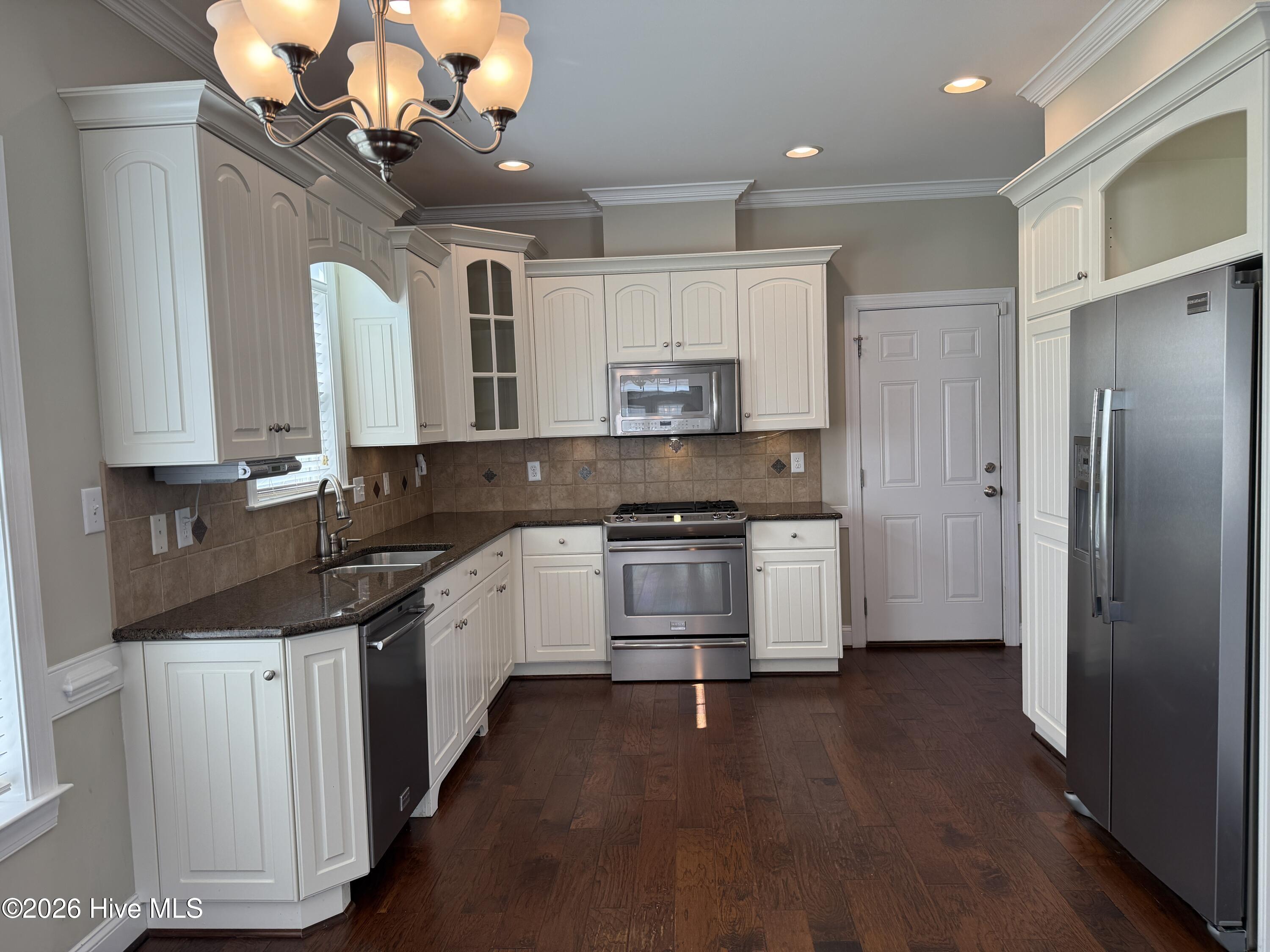 3103 Live Oak Lane N B Property Photo 10