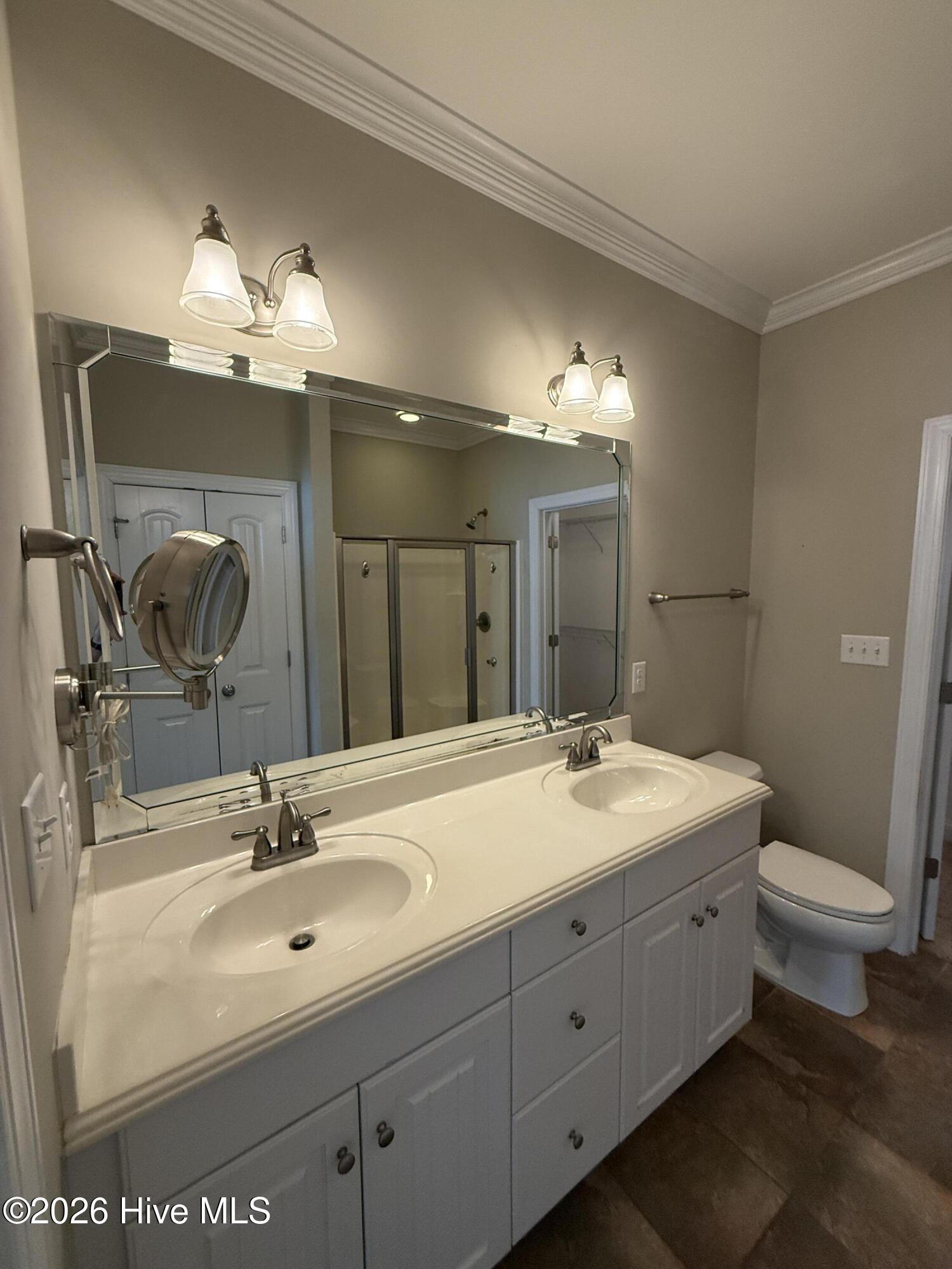 3103 Live Oak Lane N B Property Photo 23