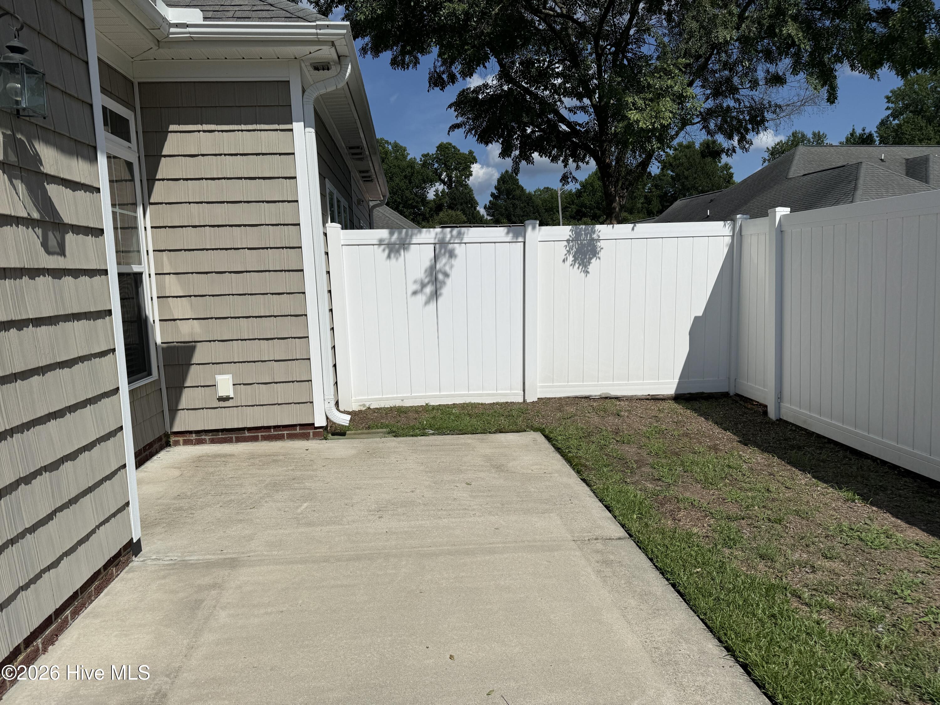 3103 Live Oak Lane N B Property Photo 28