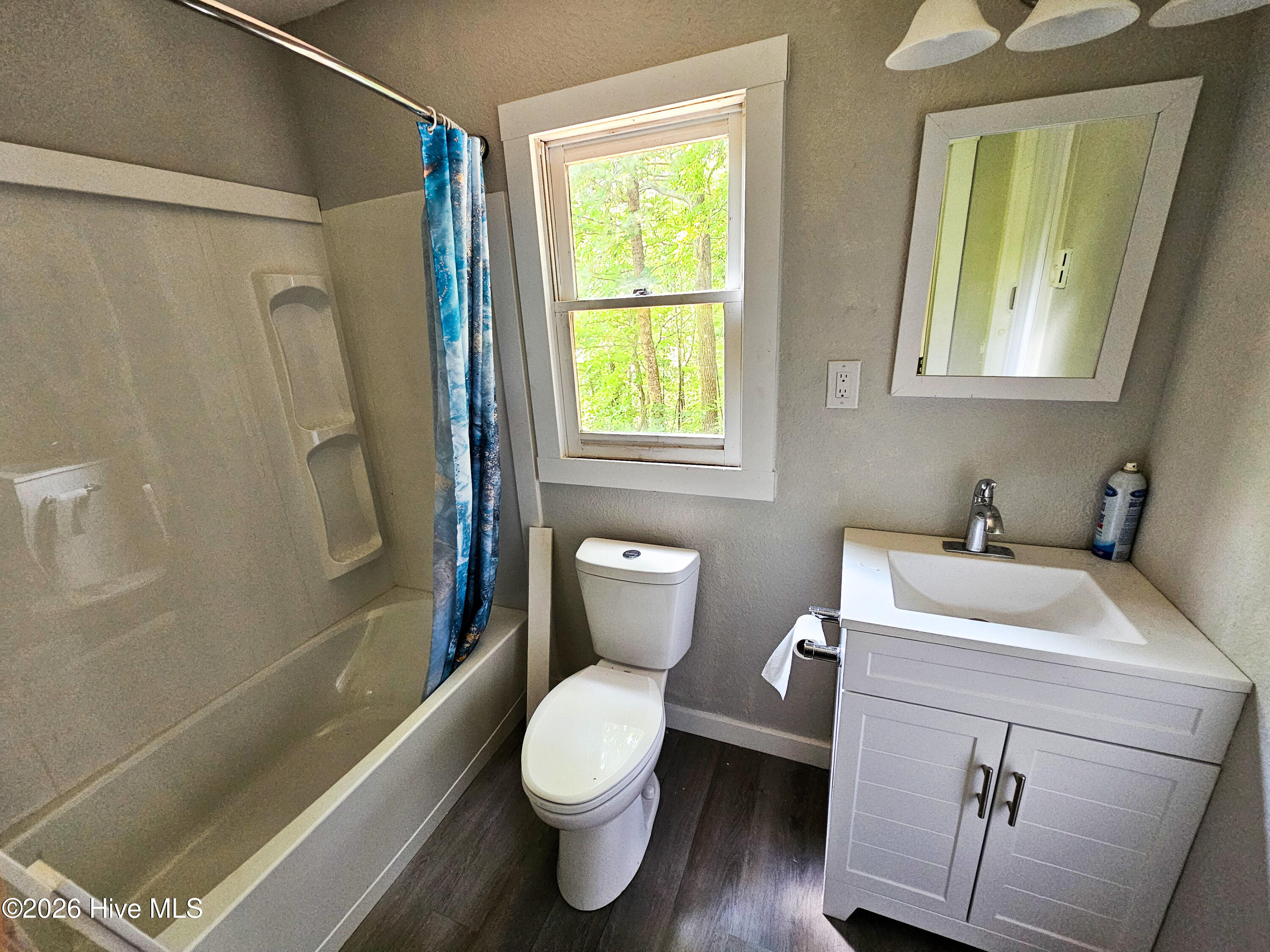 128 Manor Drive A & B Property Photo 13