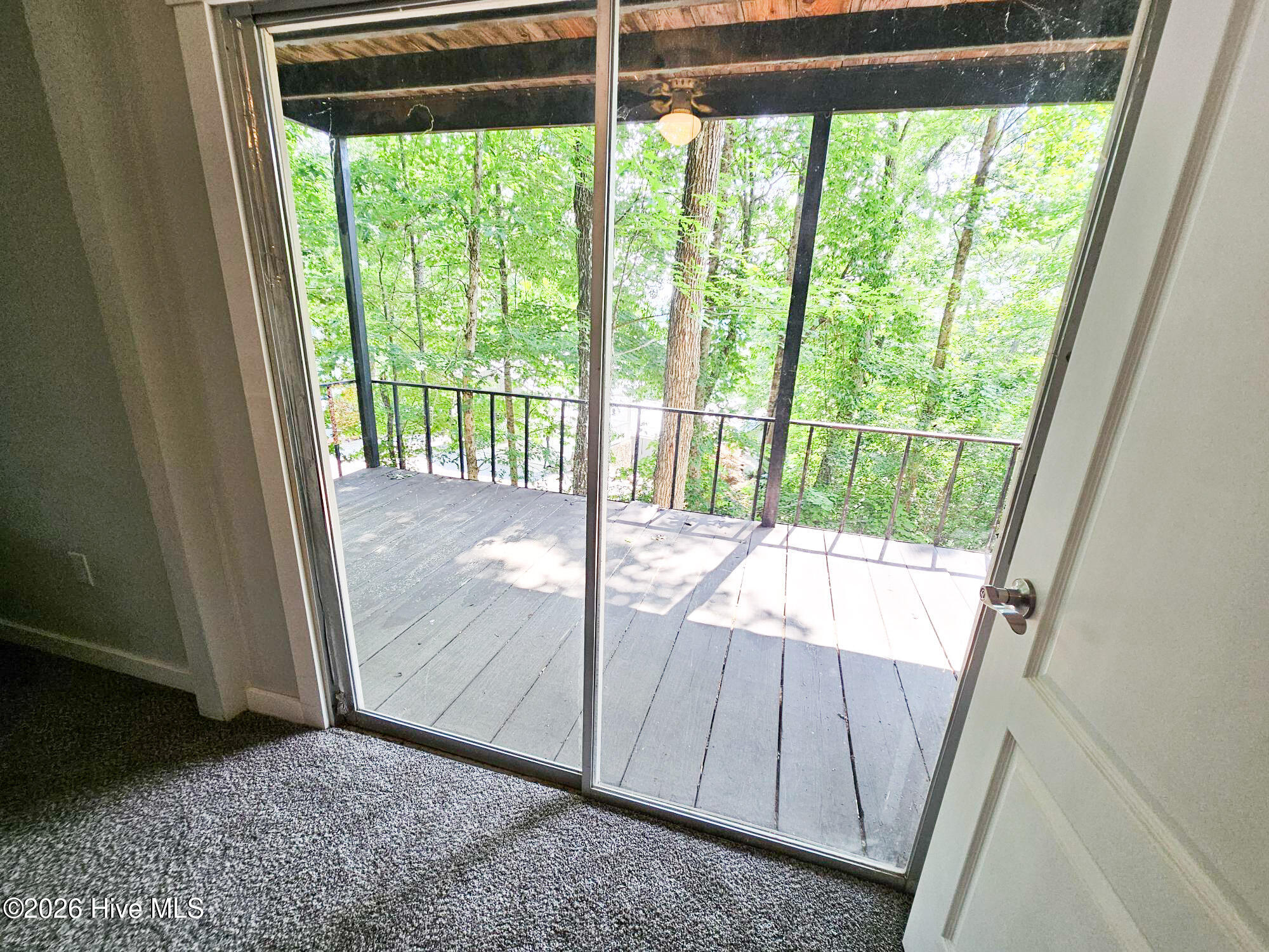 128 Manor Drive A & B Property Photo 23