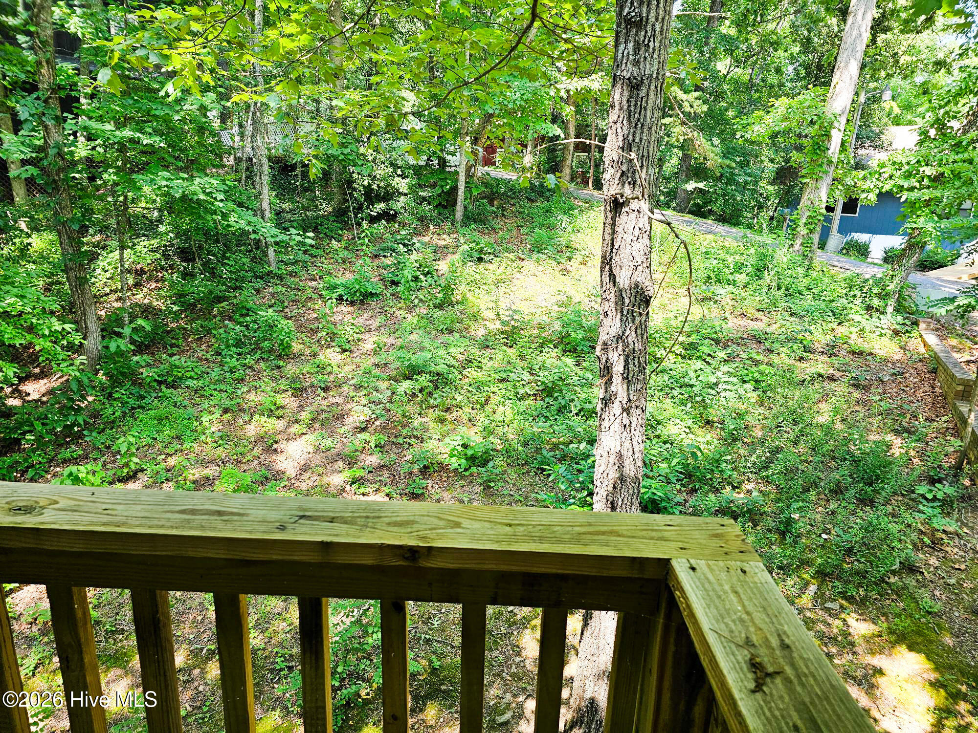 128 Manor Drive A & B Property Photo 25