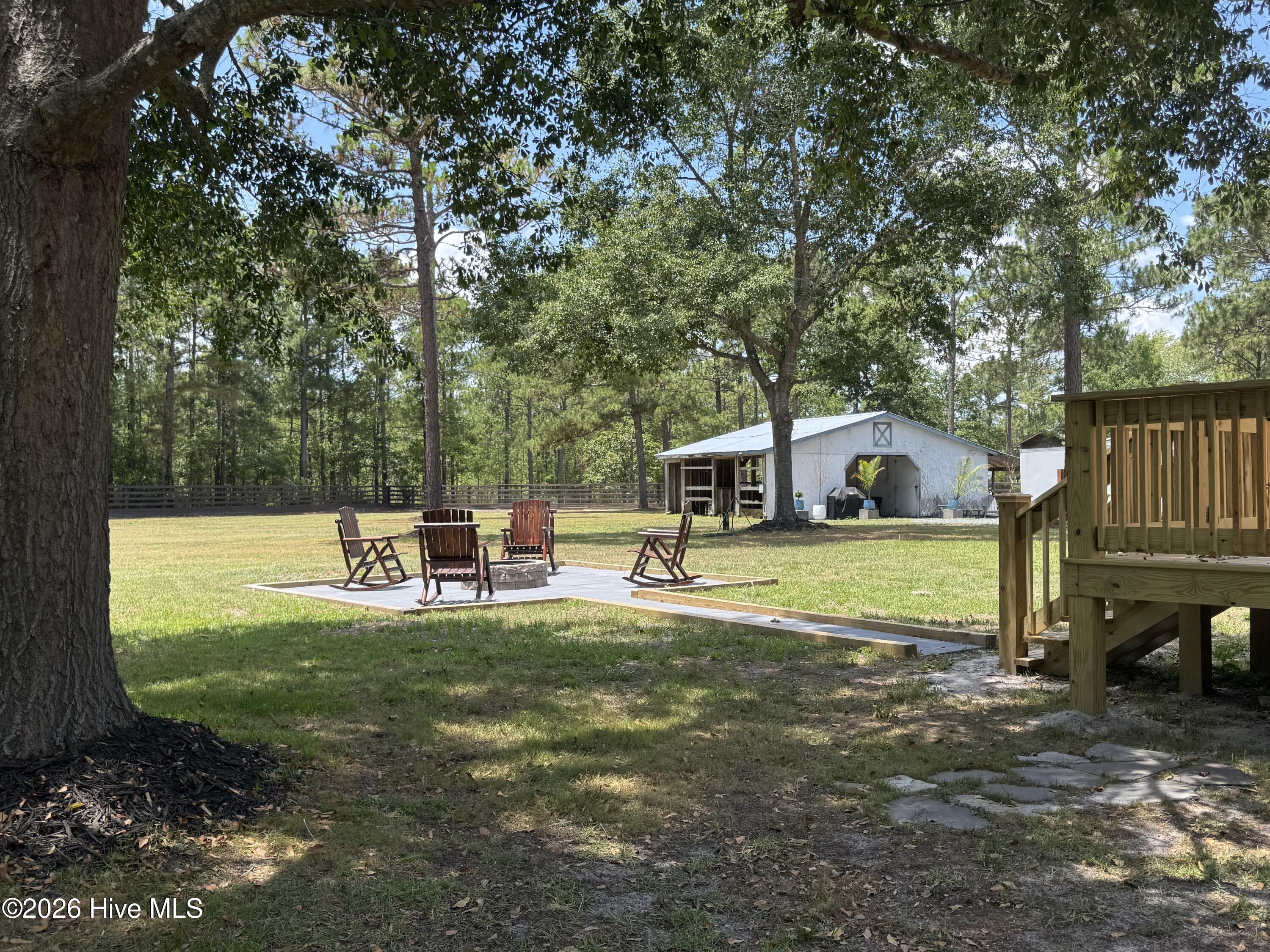 1265 Gilbert Road Se Property Photo 5