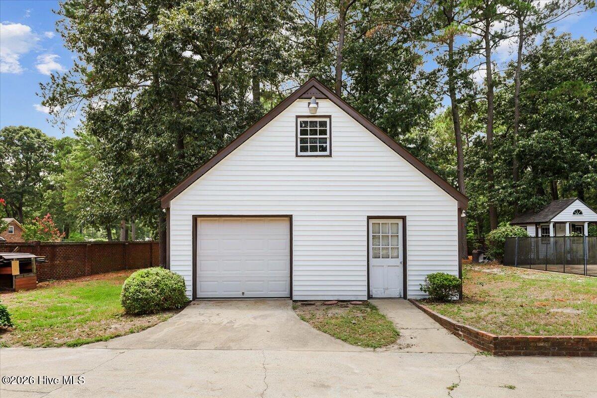 2570 Old Plantation Drive Property Photo 6