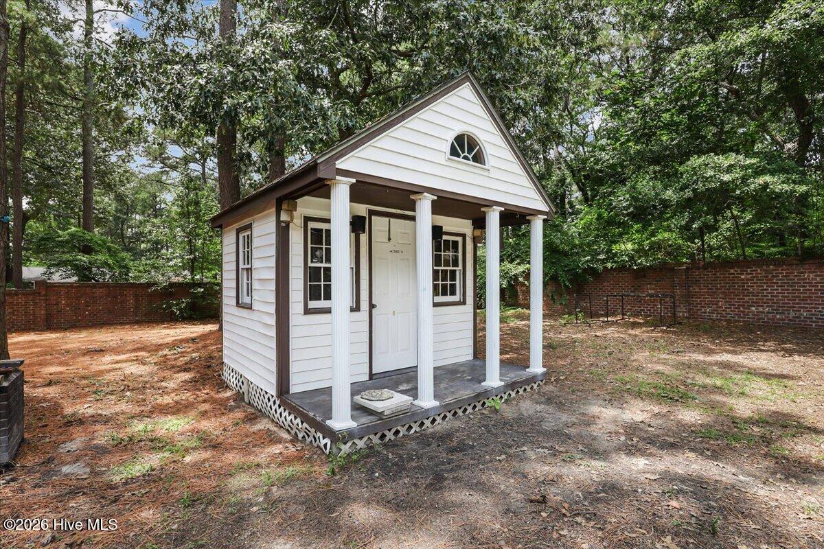 2570 Old Plantation Drive Property Photo 12