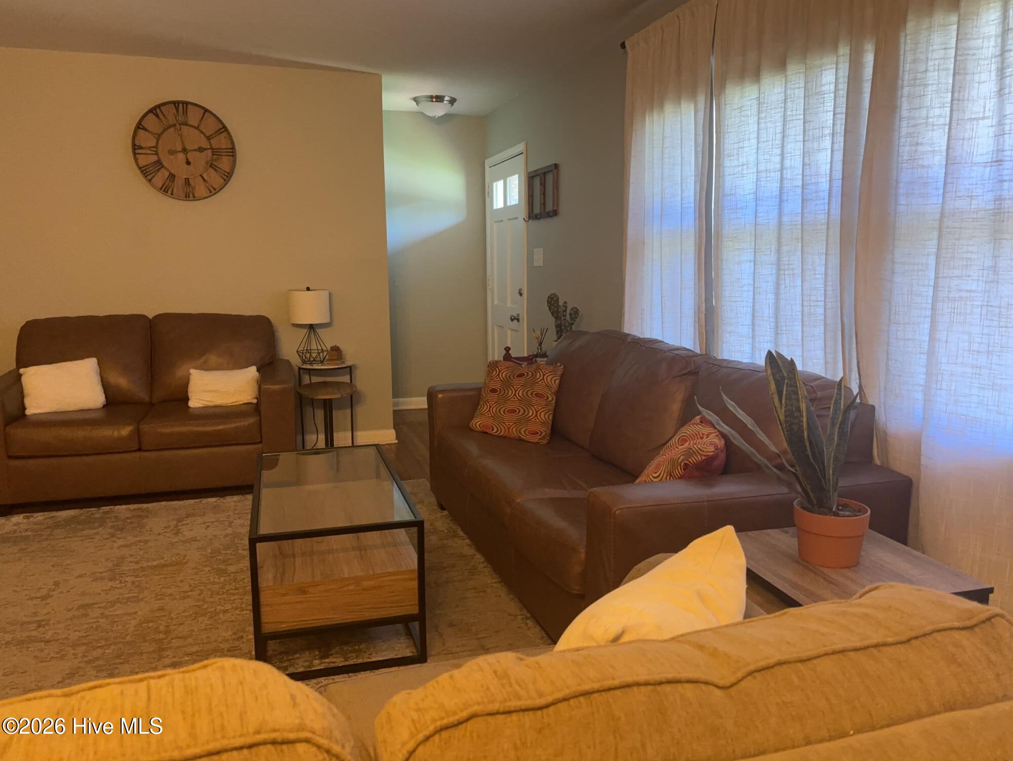 539 Martin Lane Property Photo 6