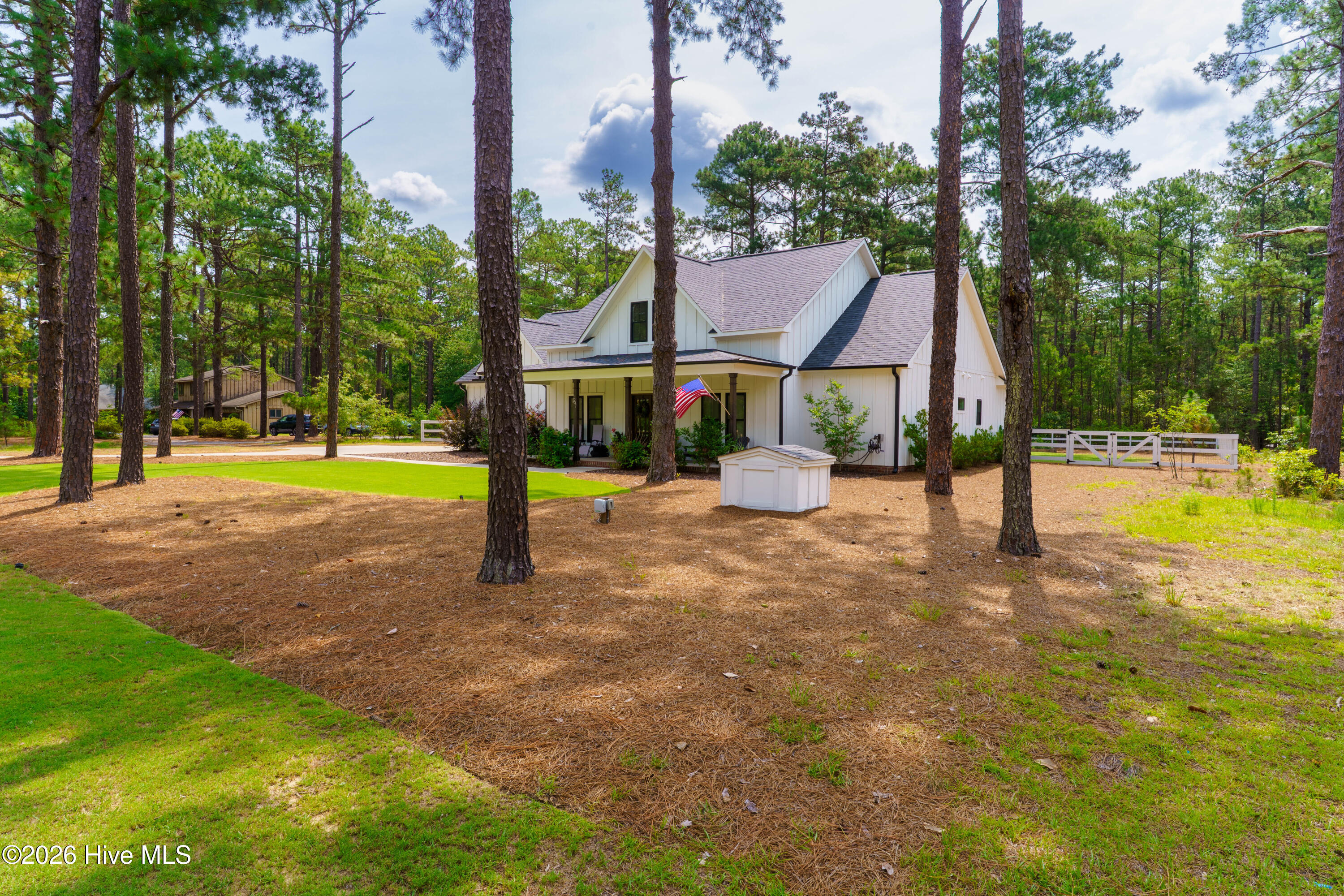 1241 Linden Road Property Photo 4