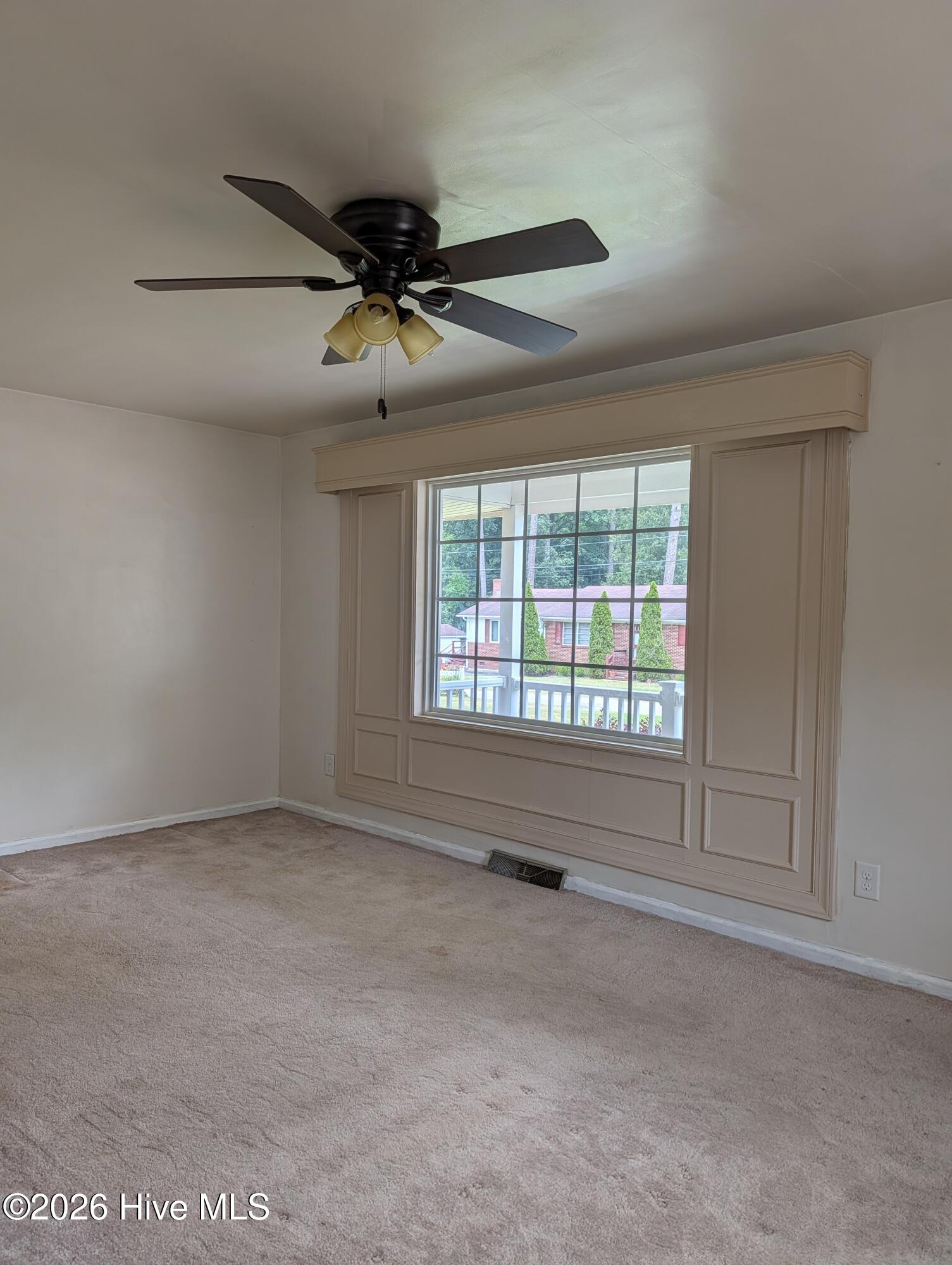 109 Forest View Drive Property Photo 5