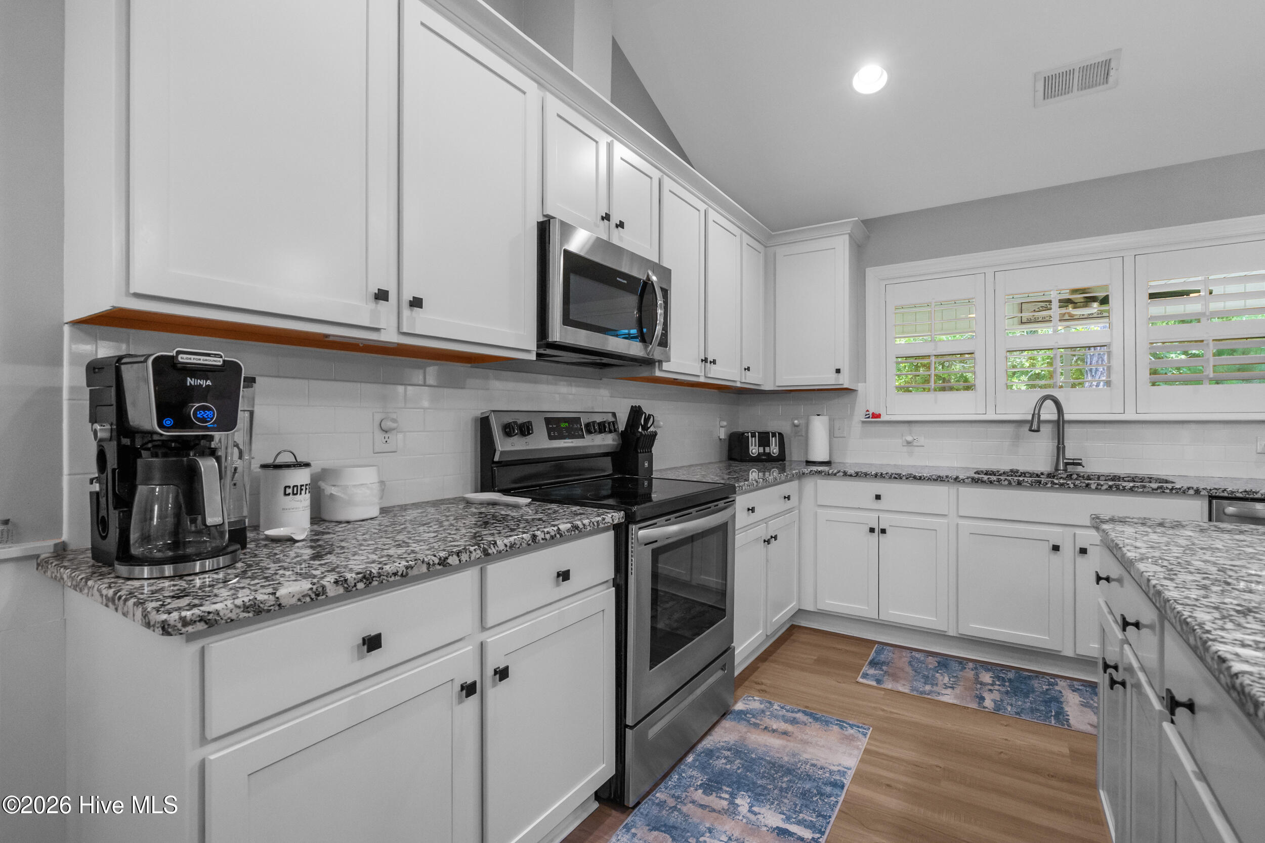 1264 Marsilio Lane Sw Unit B Property Photo 15