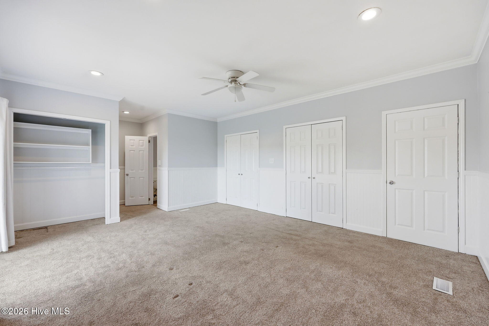 220 Club Point Drive Property Photo 38