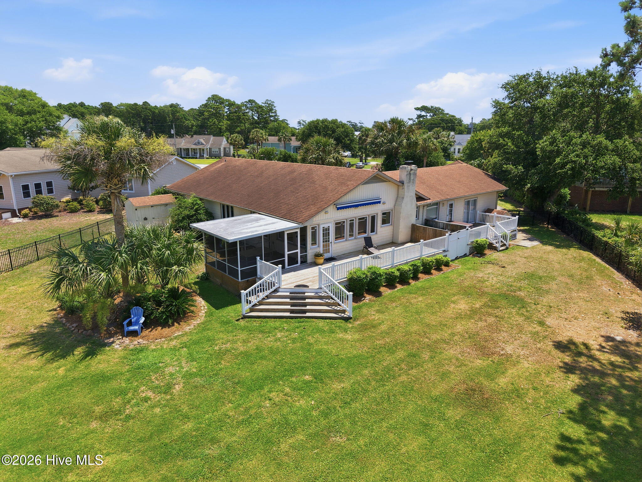 220 Club Point Drive Property Photo 52