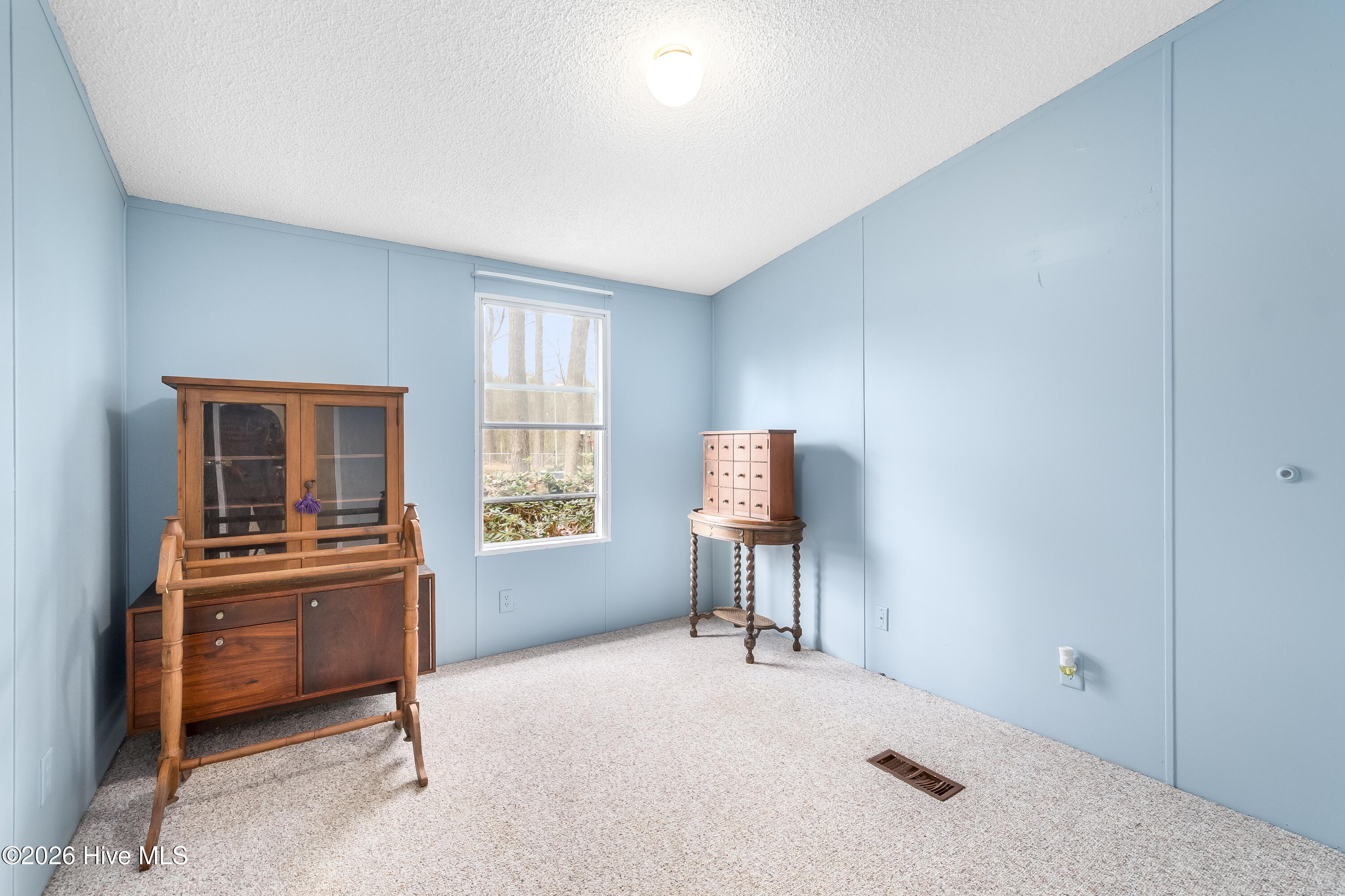 559 Grandy Road Property Photo 8