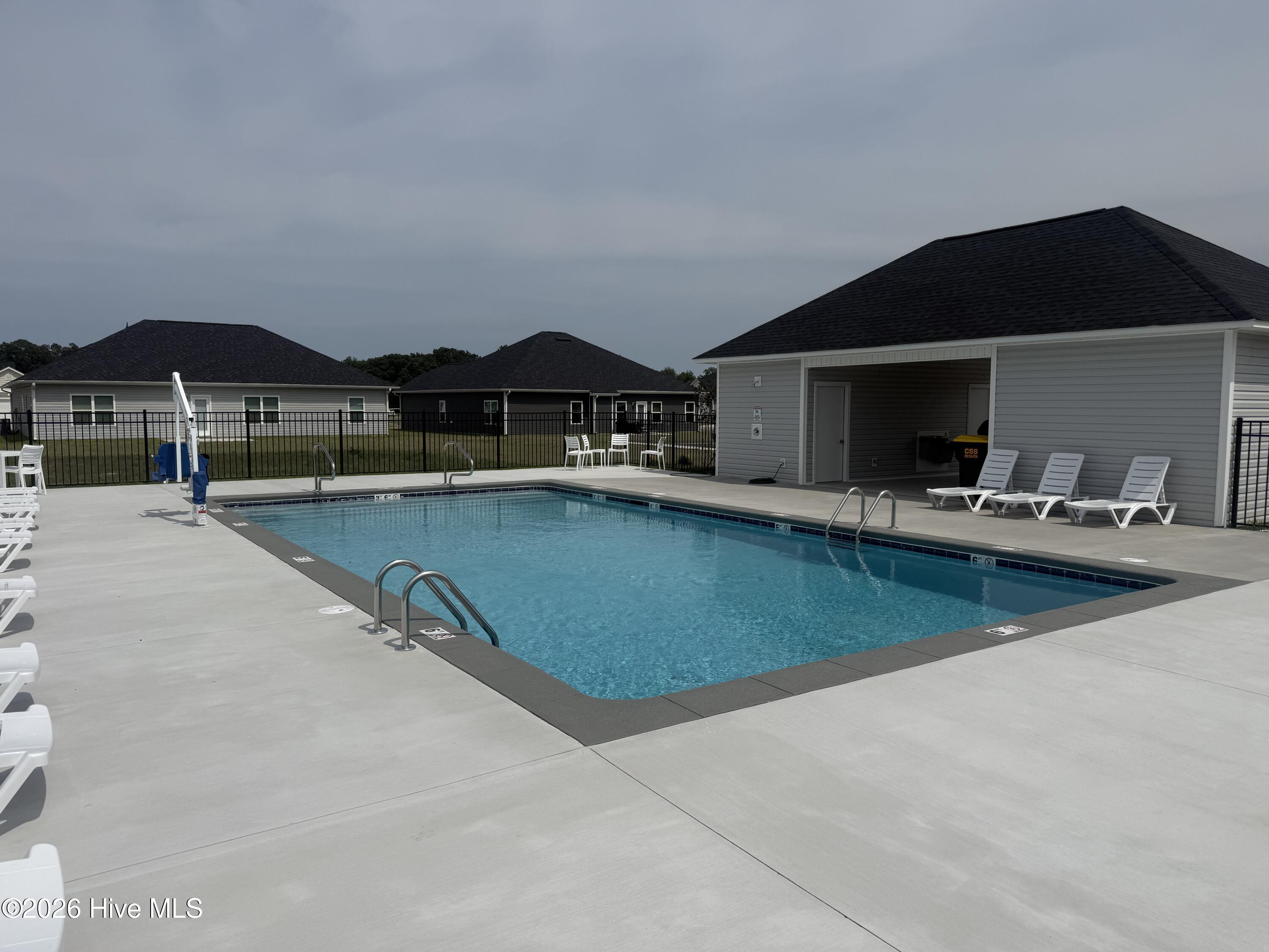 151 Seashore Street Property Photo 33
