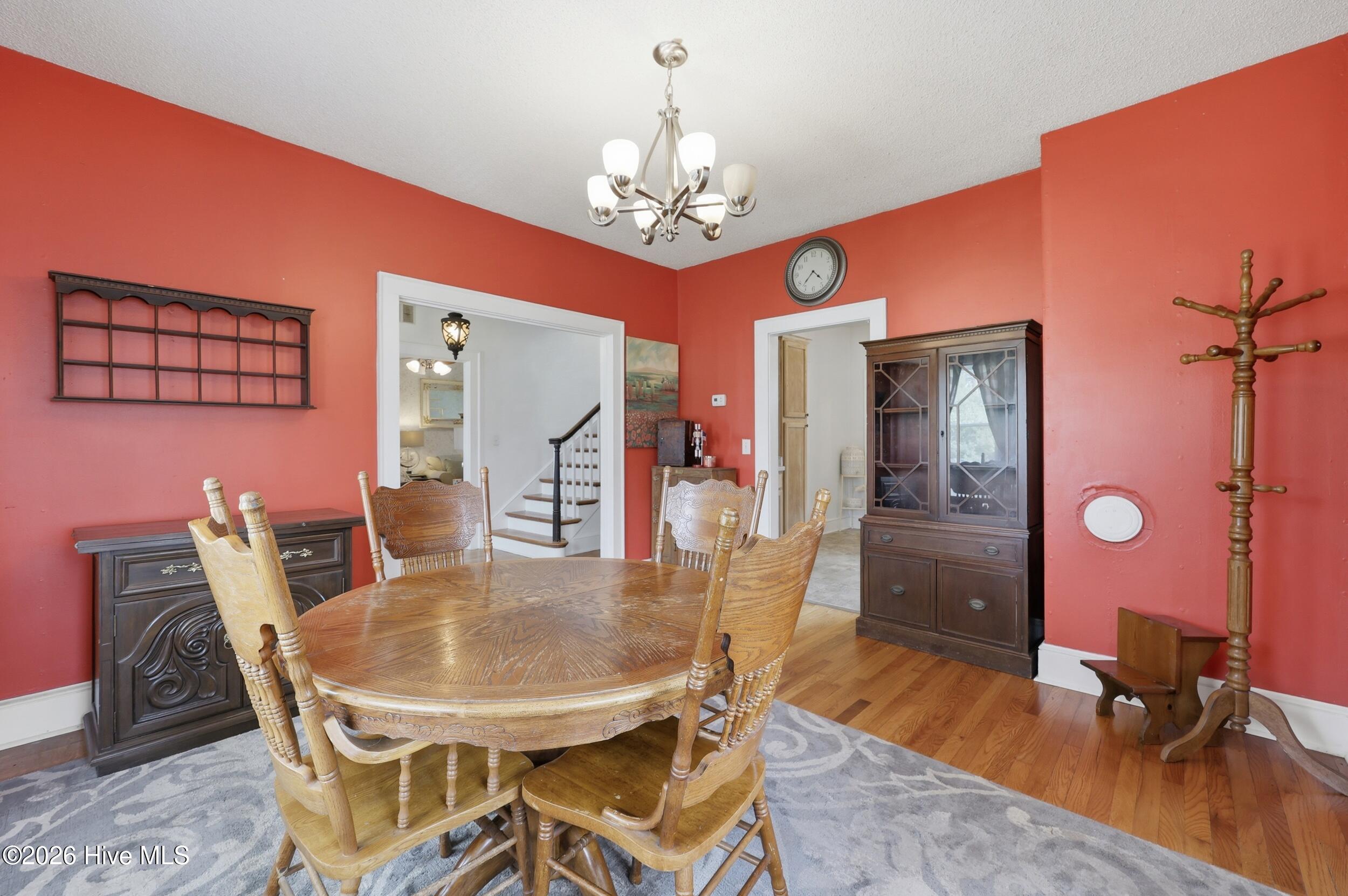 1009 Us Hwy 158 W Property Photo 6